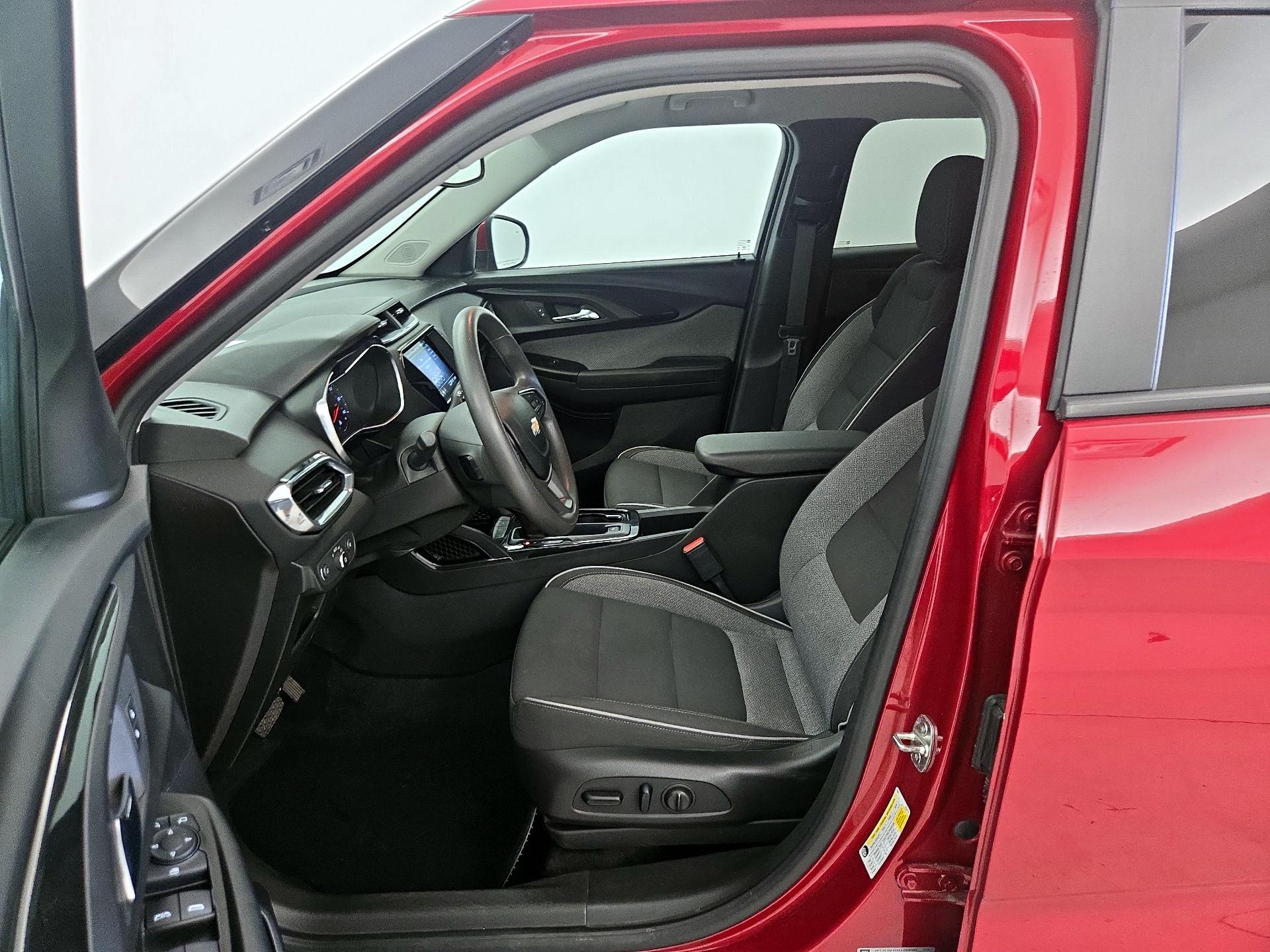 Thumbnail: 2021 Chevrolet TrailBlazer - 11