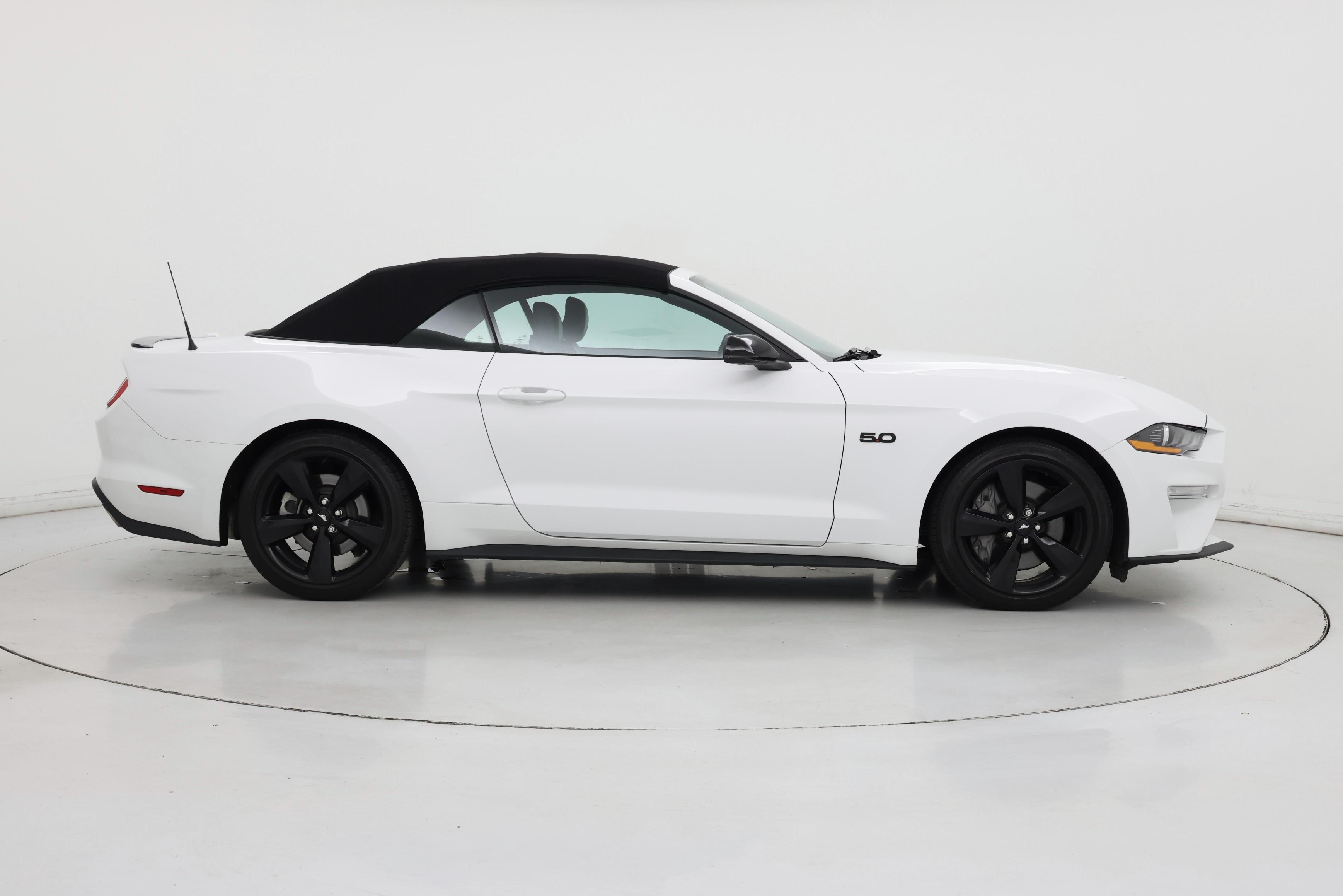 Thumbnail: 2021 Ford Mustang - 7
