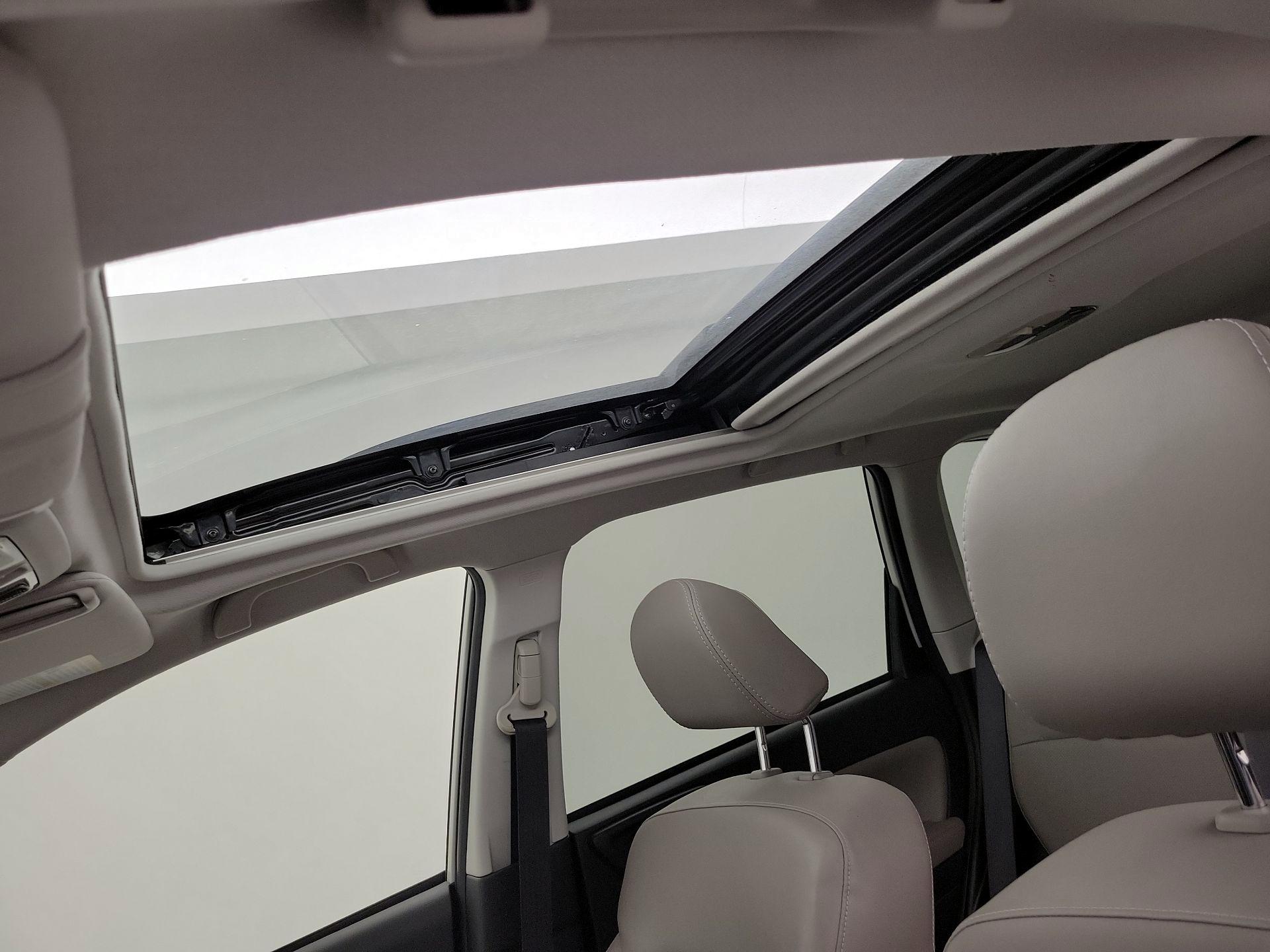 Thumbnail: 2015 Subaru Forester - 19