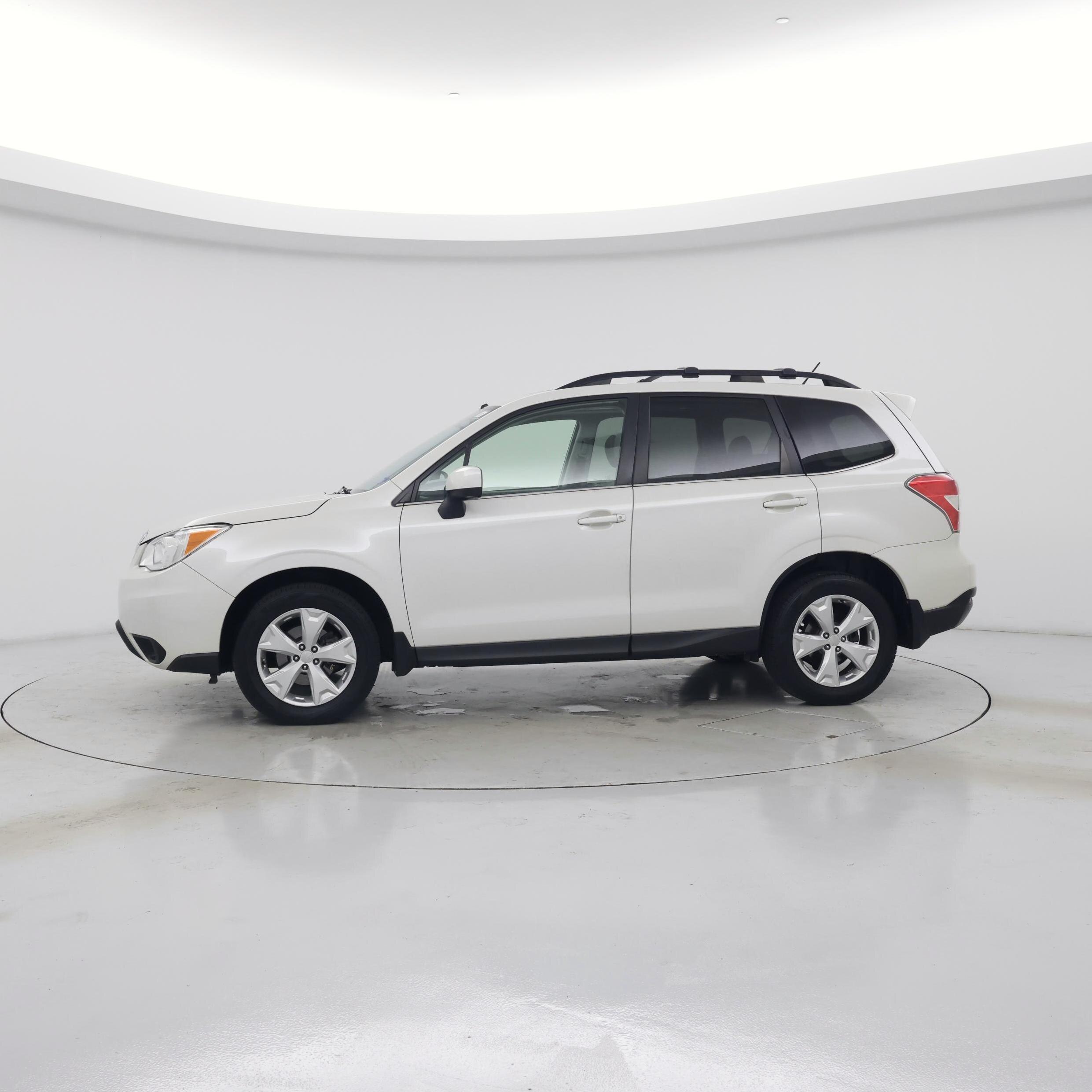 Thumbnail: 2015 Subaru Forester - 3