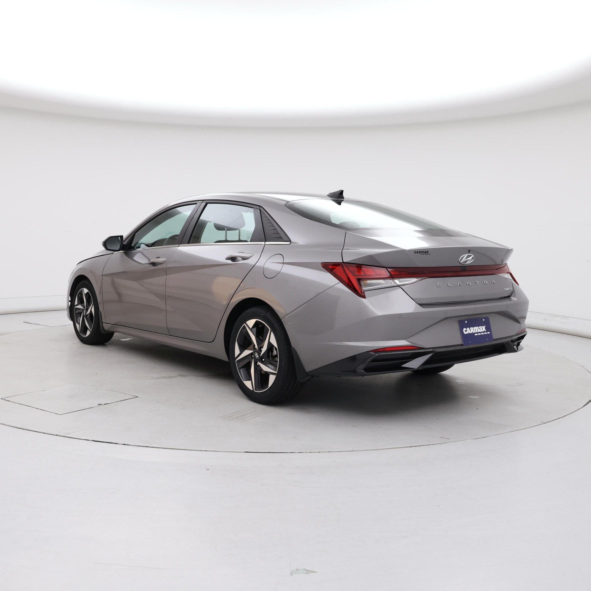 Thumbnail: 2023 Hyundai Elantra - 2
