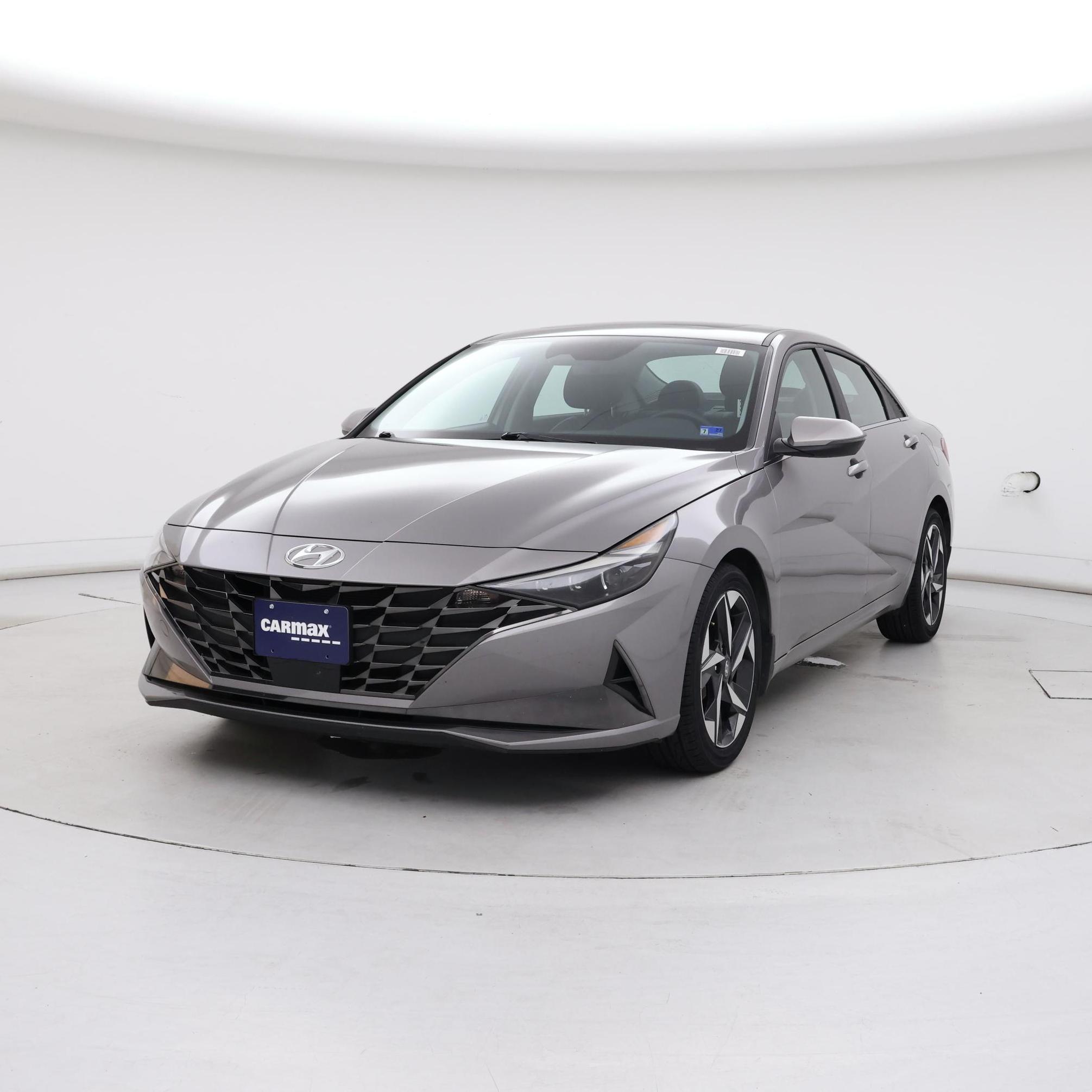 Thumbnail: 2023 Hyundai Elantra - 4