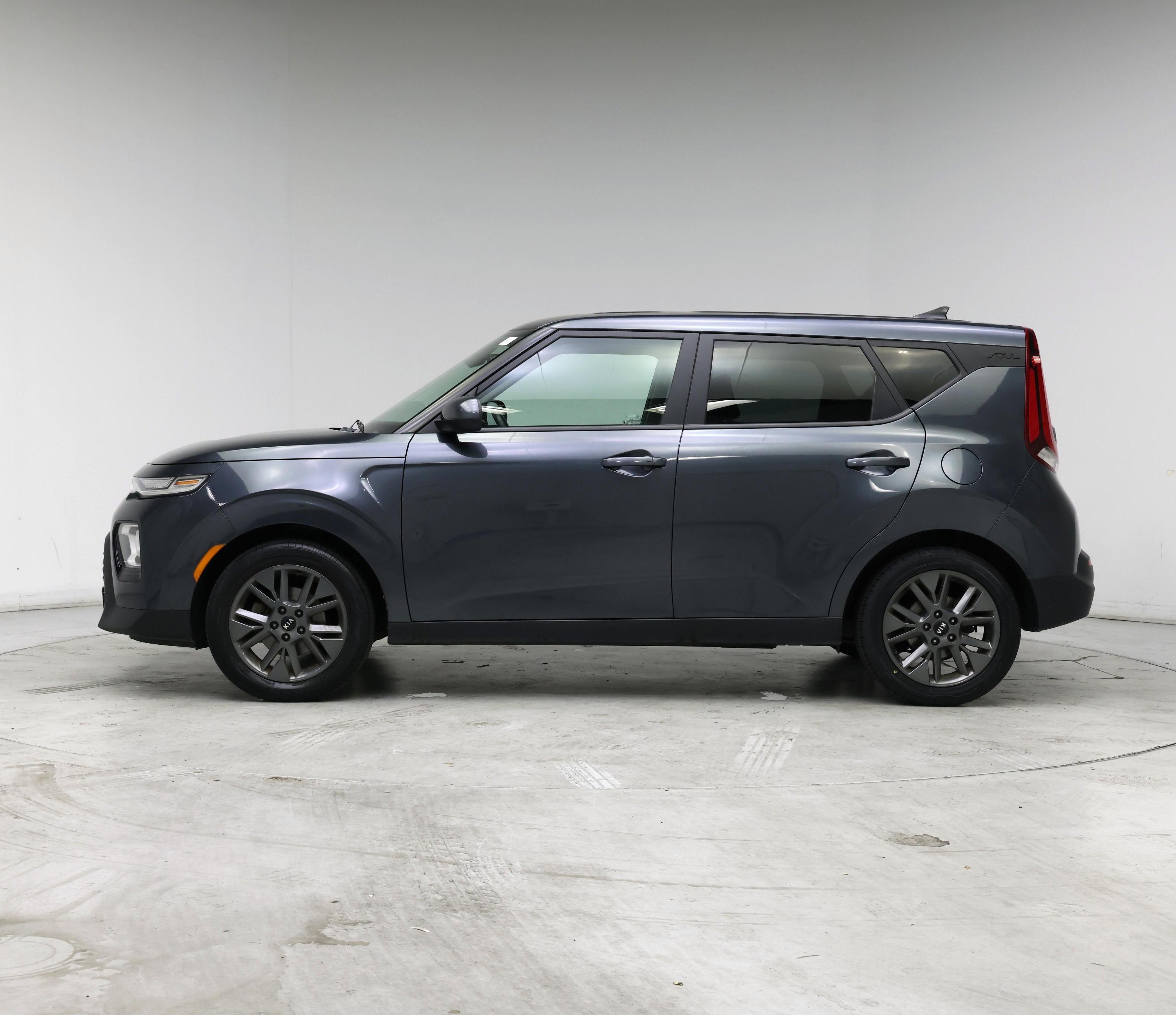 Thumbnail: 2020 Kia Soul - 3