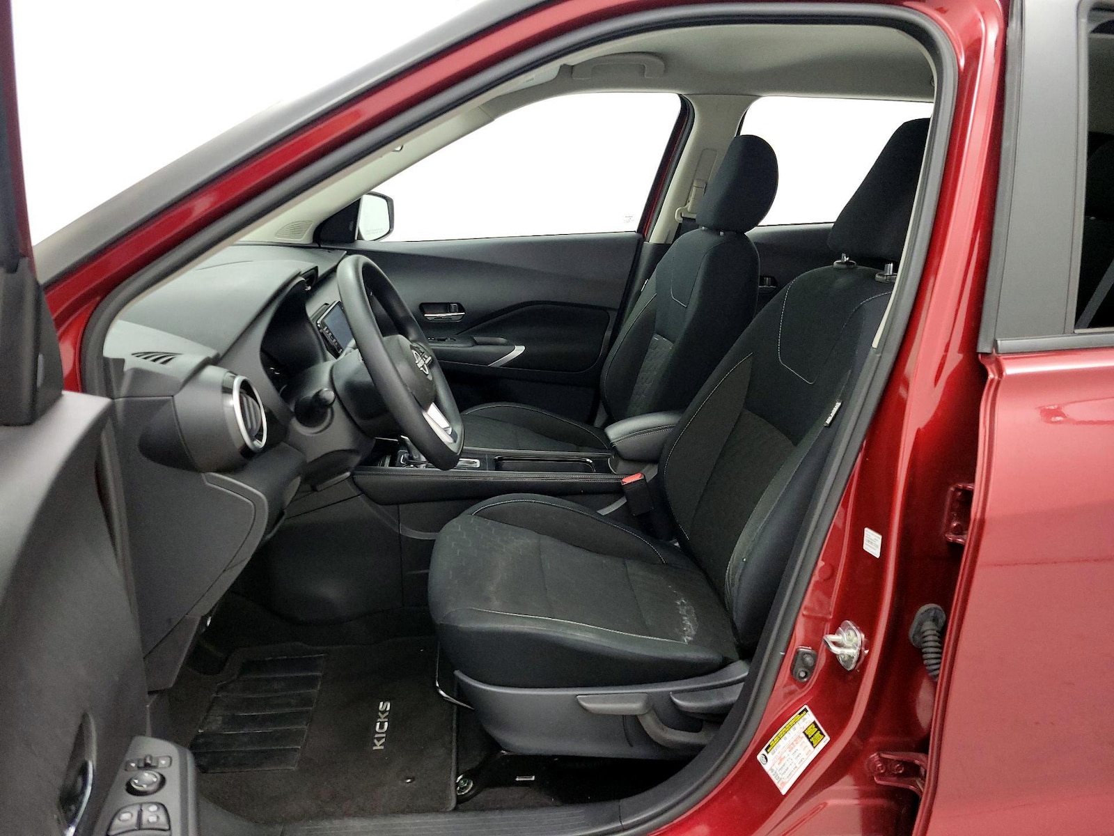 2024 Nissan Kicks SV - Photo 12