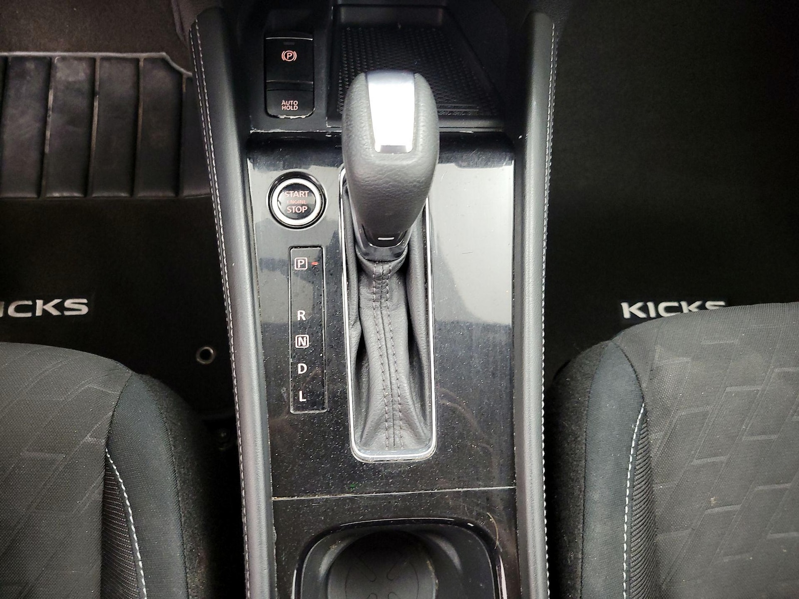 2024 Nissan Kicks SV - Photo 17
