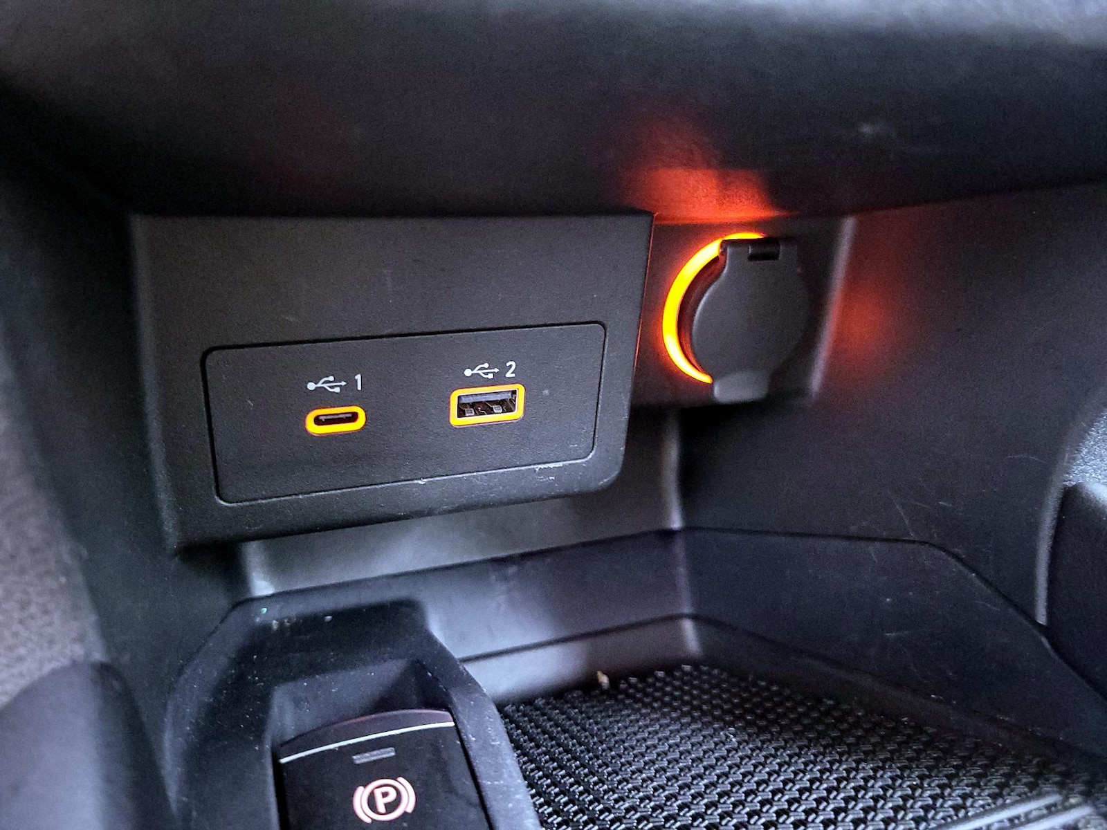 2024 Nissan Kicks SV - Photo 18