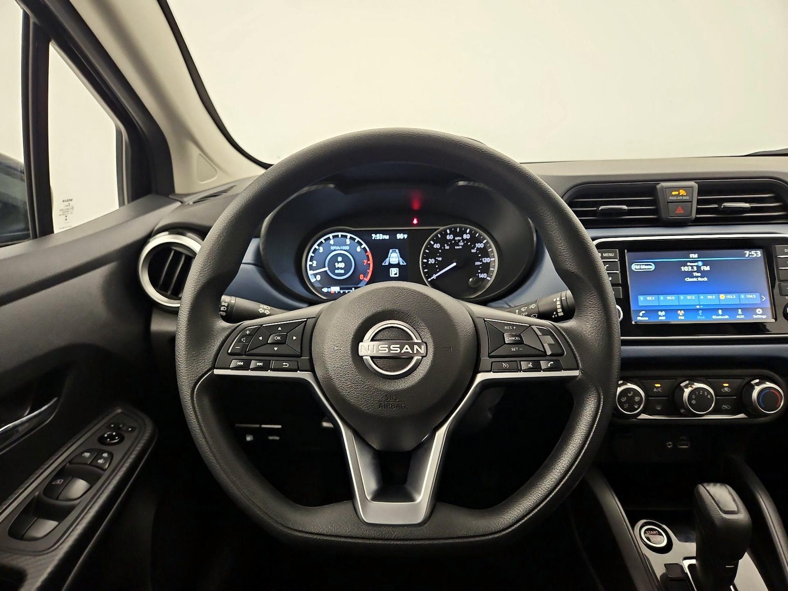 2025 Nissan Versa Sedan SV - Photo 11