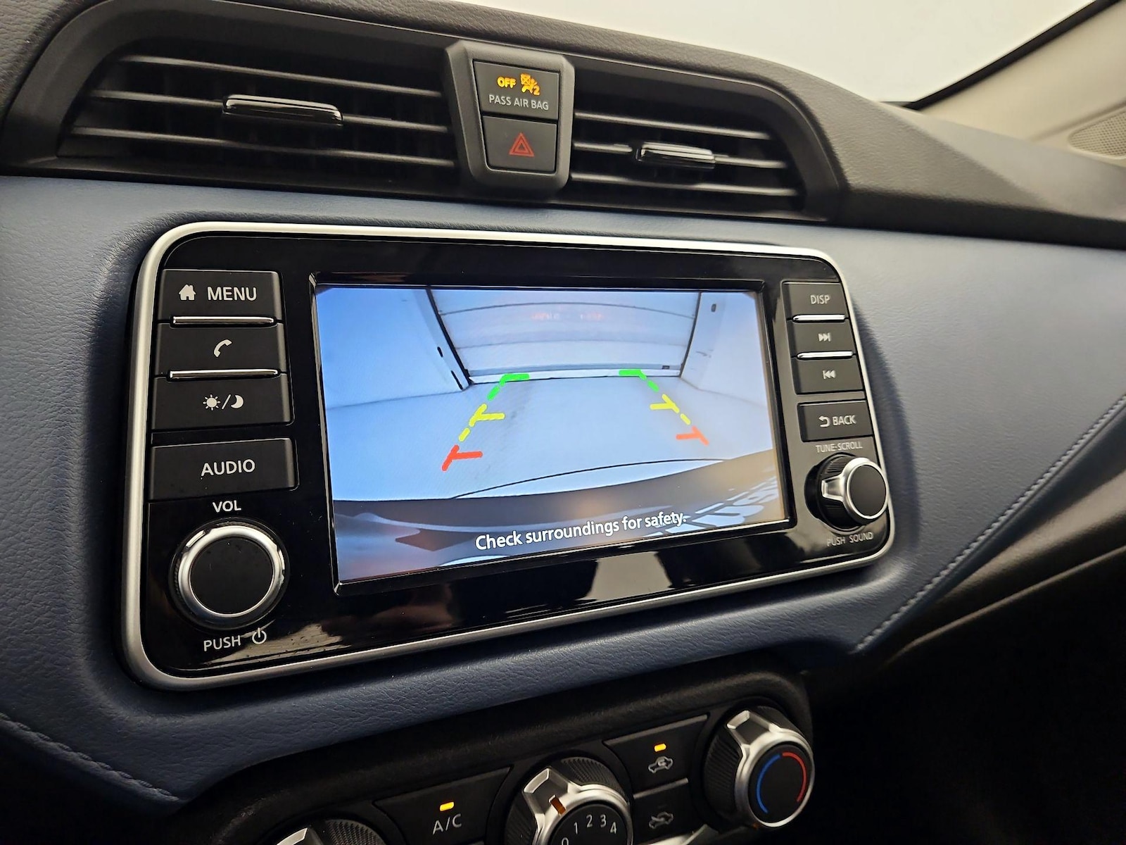 2025 Nissan Versa Sedan SV - Photo 15