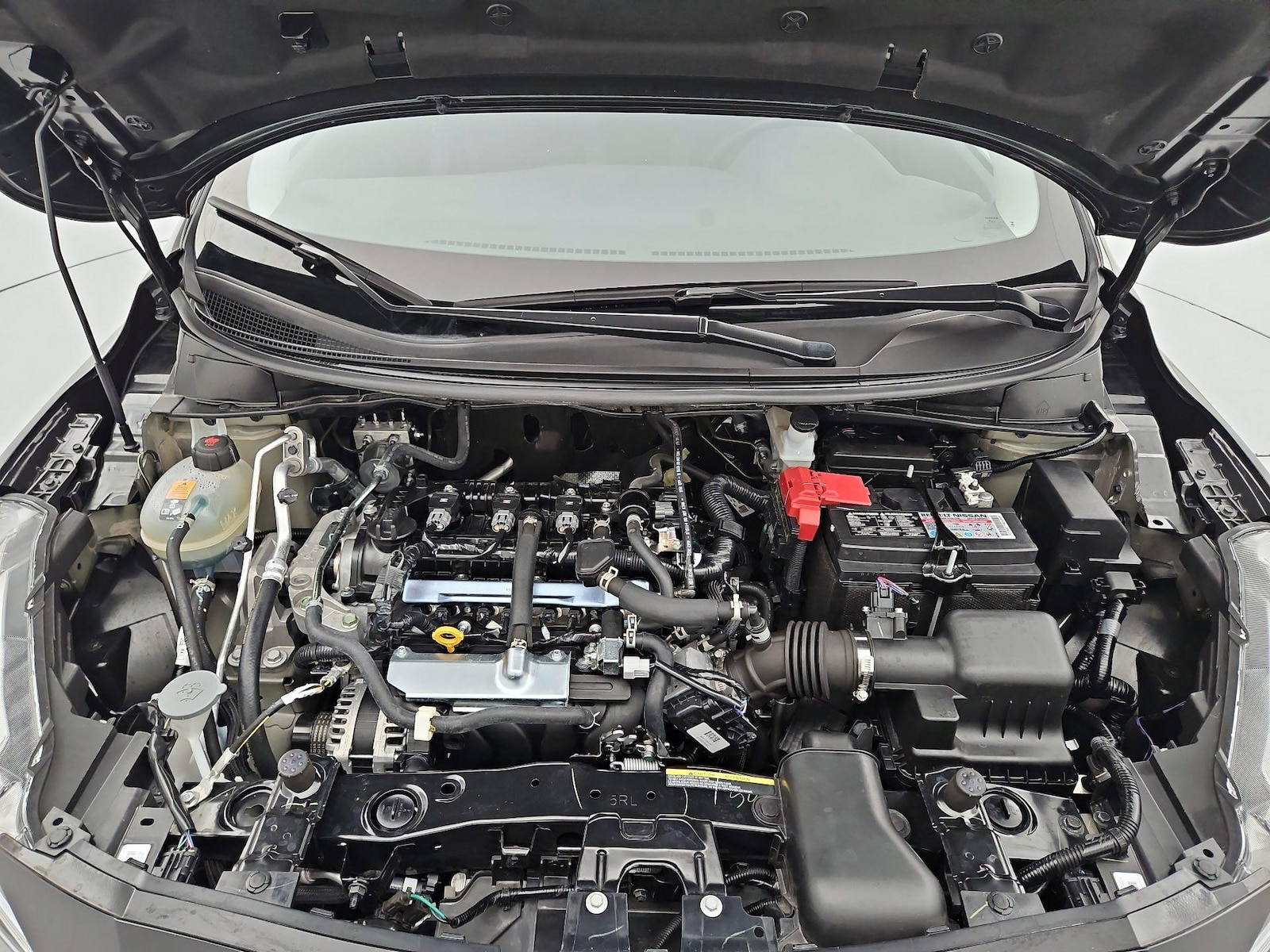 2025 Nissan Versa Sedan SV - Photo 22