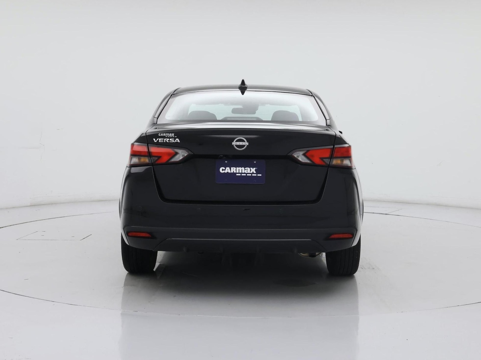 2025 Nissan Versa Sedan SV - Photo 7