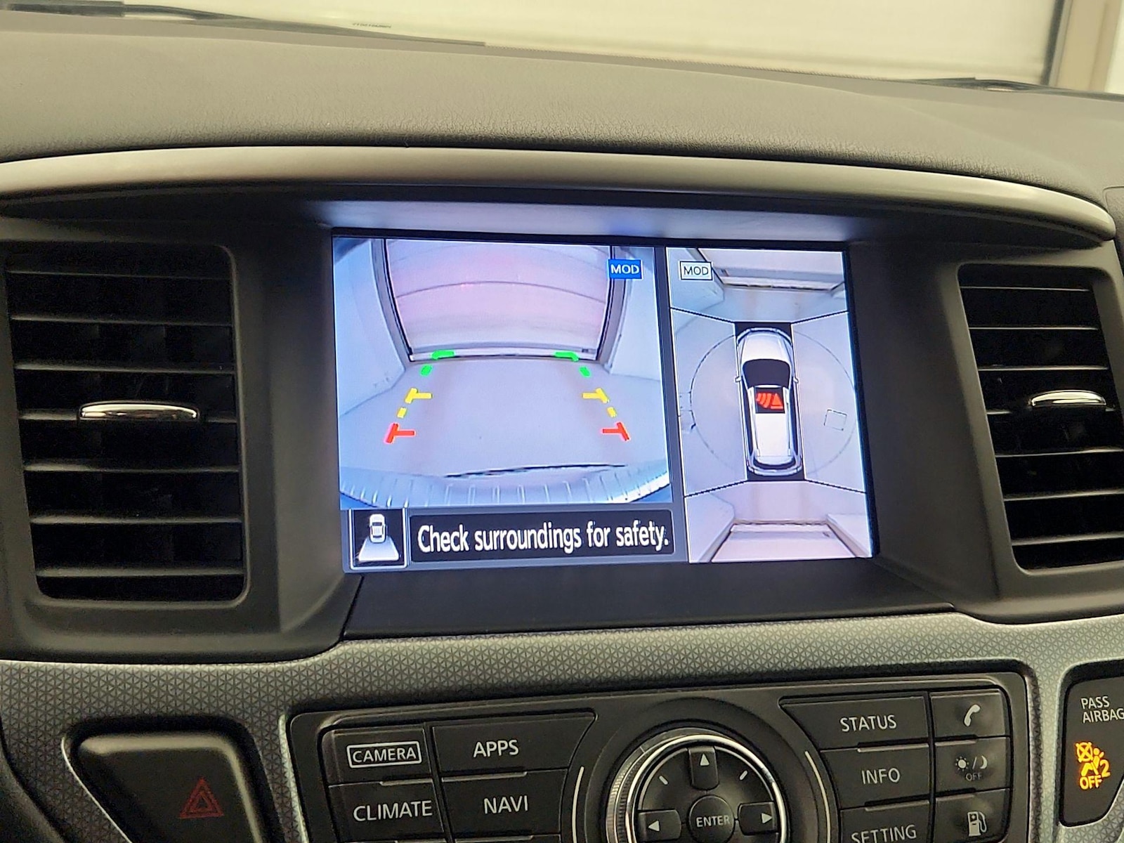 2019 Nissan Pathfinder SL - Photo 16