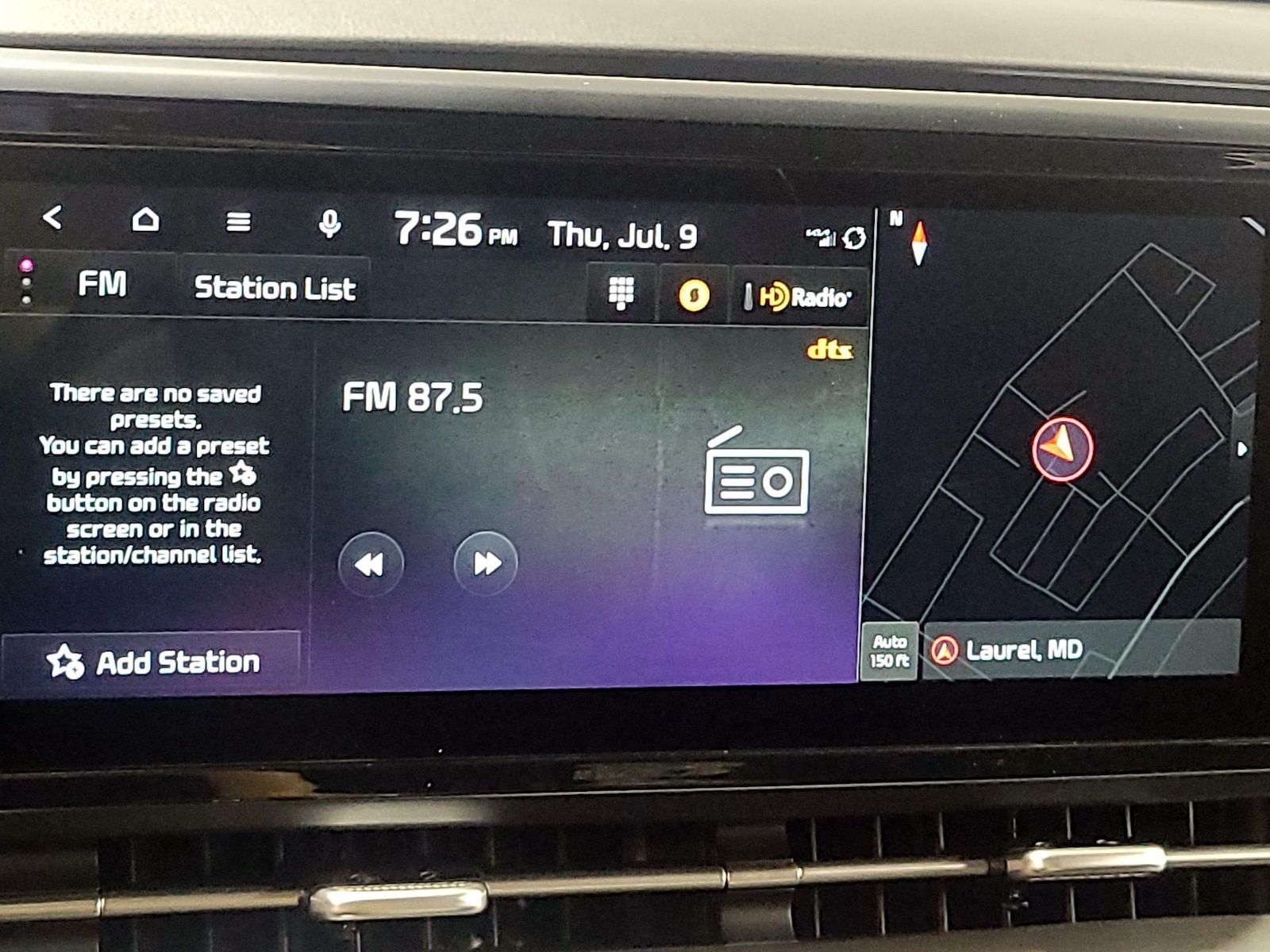 2024 Kia Carnival EX - Photo 17