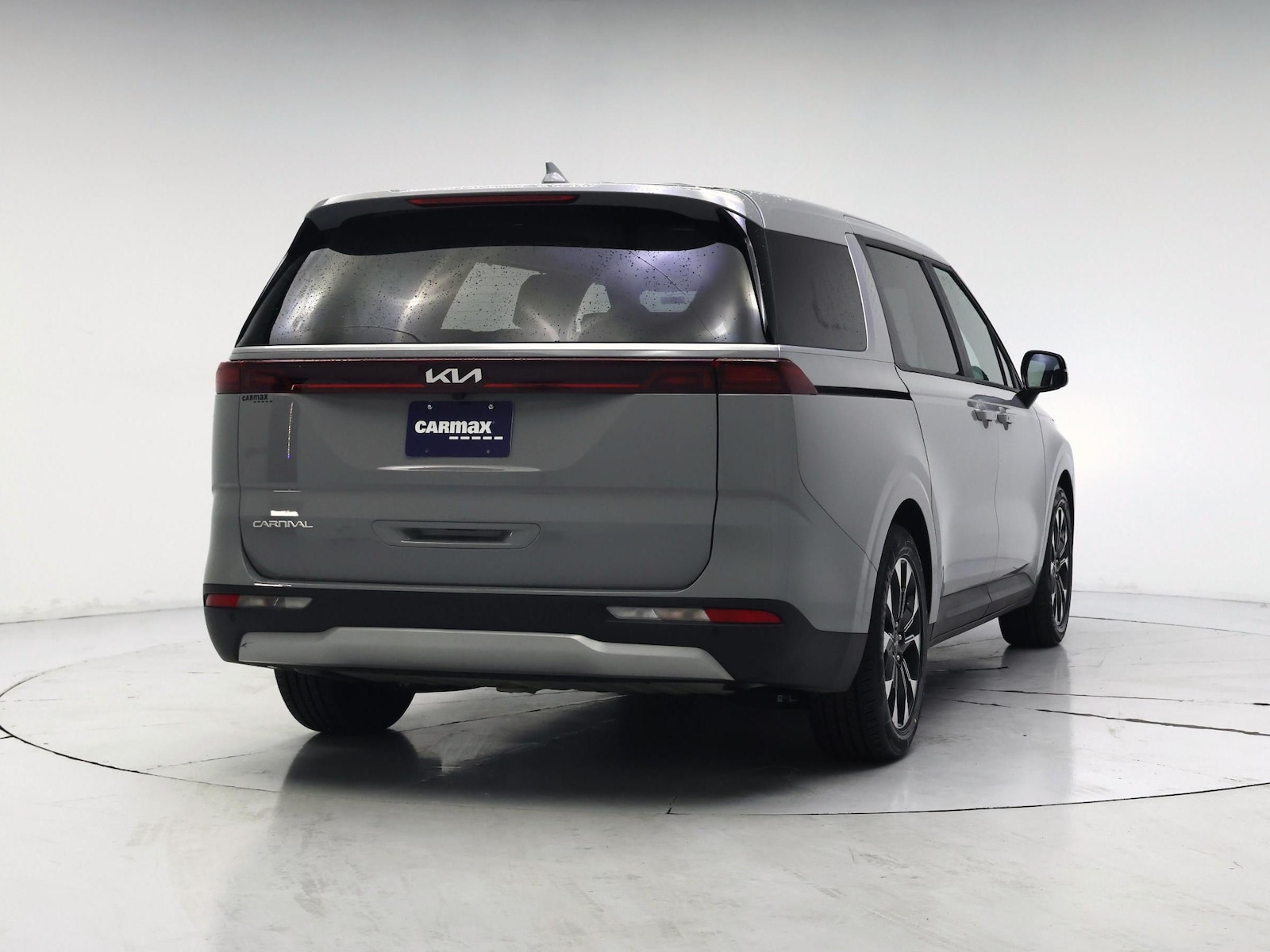 2024 Kia Carnival EX - Photo 9