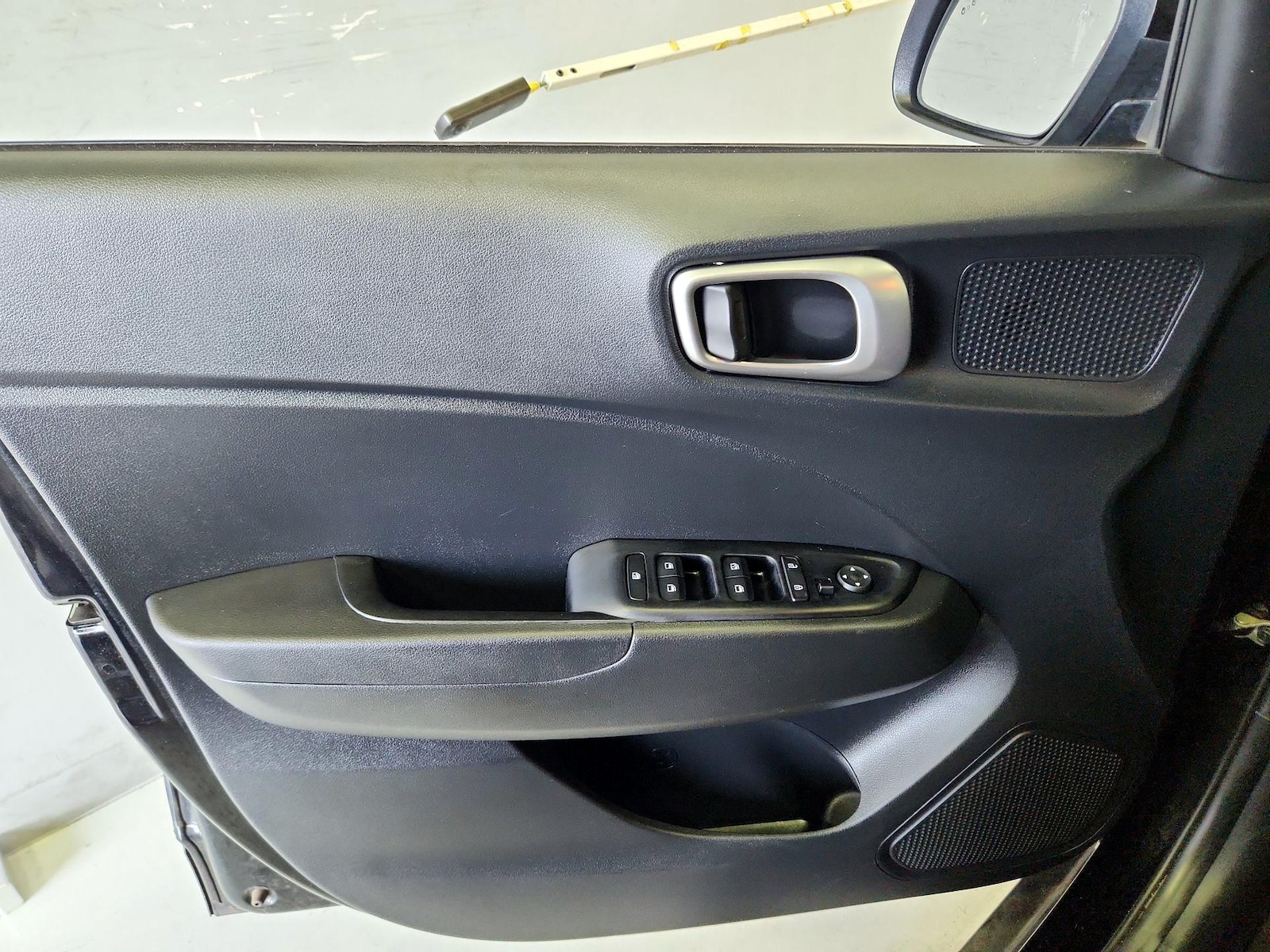 2024 Hyundai Venue SEL - Photo 13