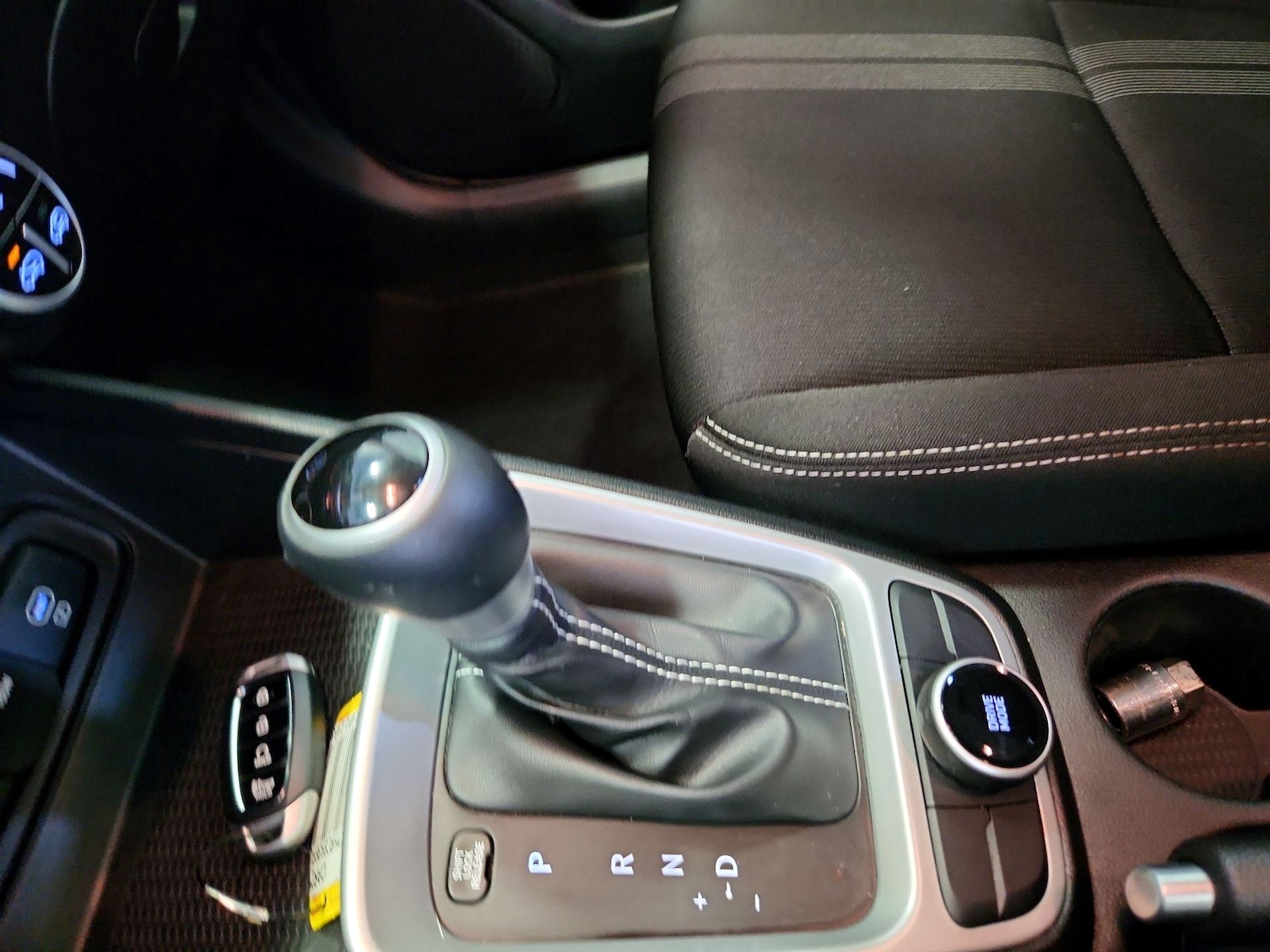 2024 Hyundai Venue SEL - Photo 18