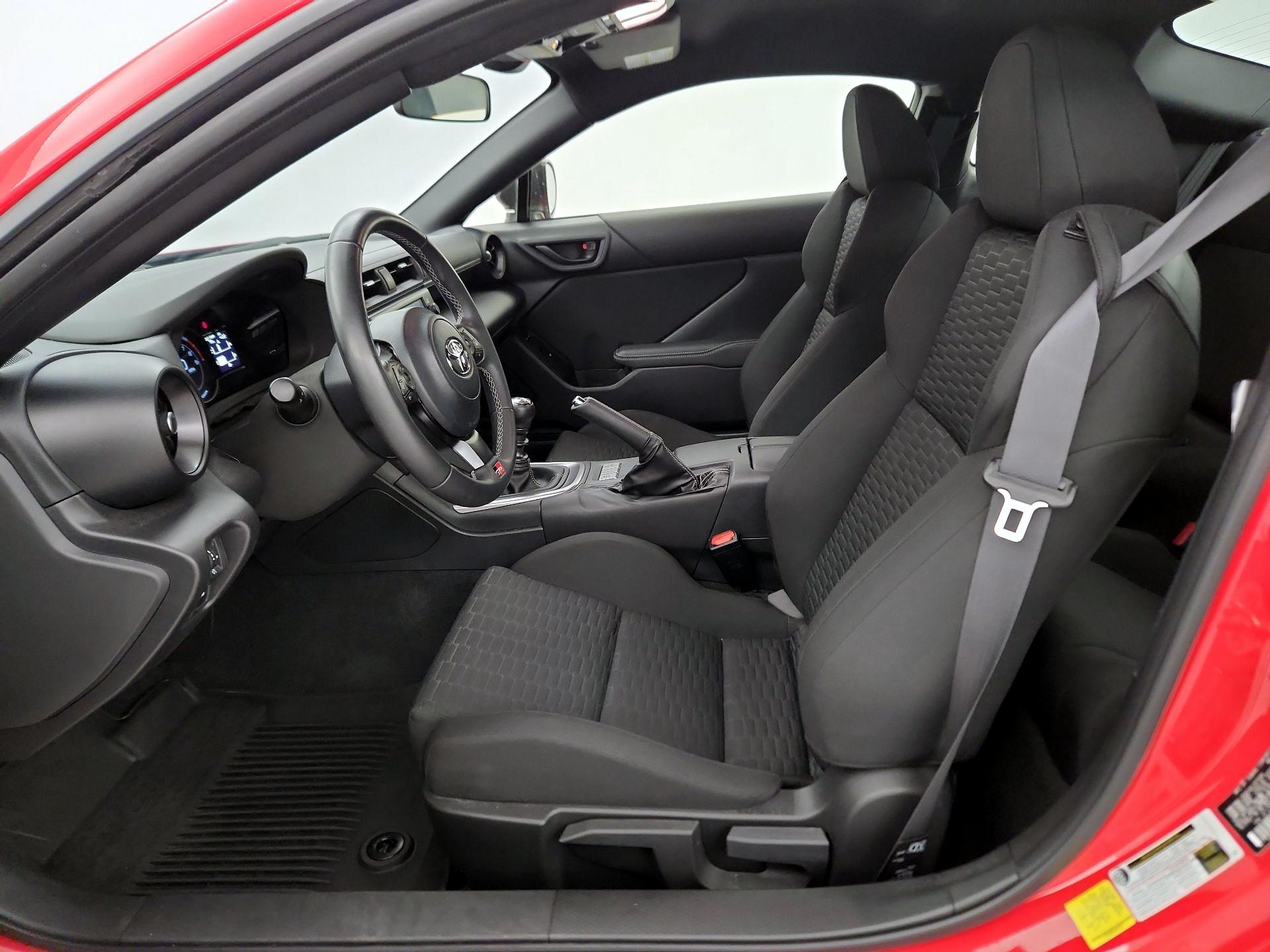 Thumbnail: 2025 Toyota GR86 - 11