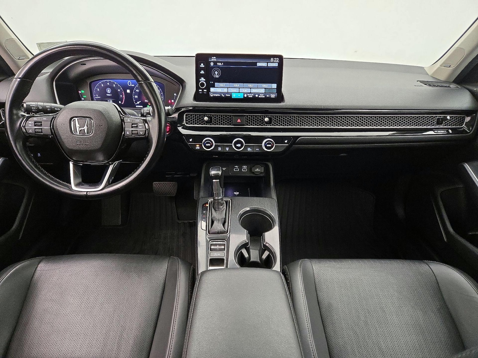 2022 Honda Civic Touring - Photo 10