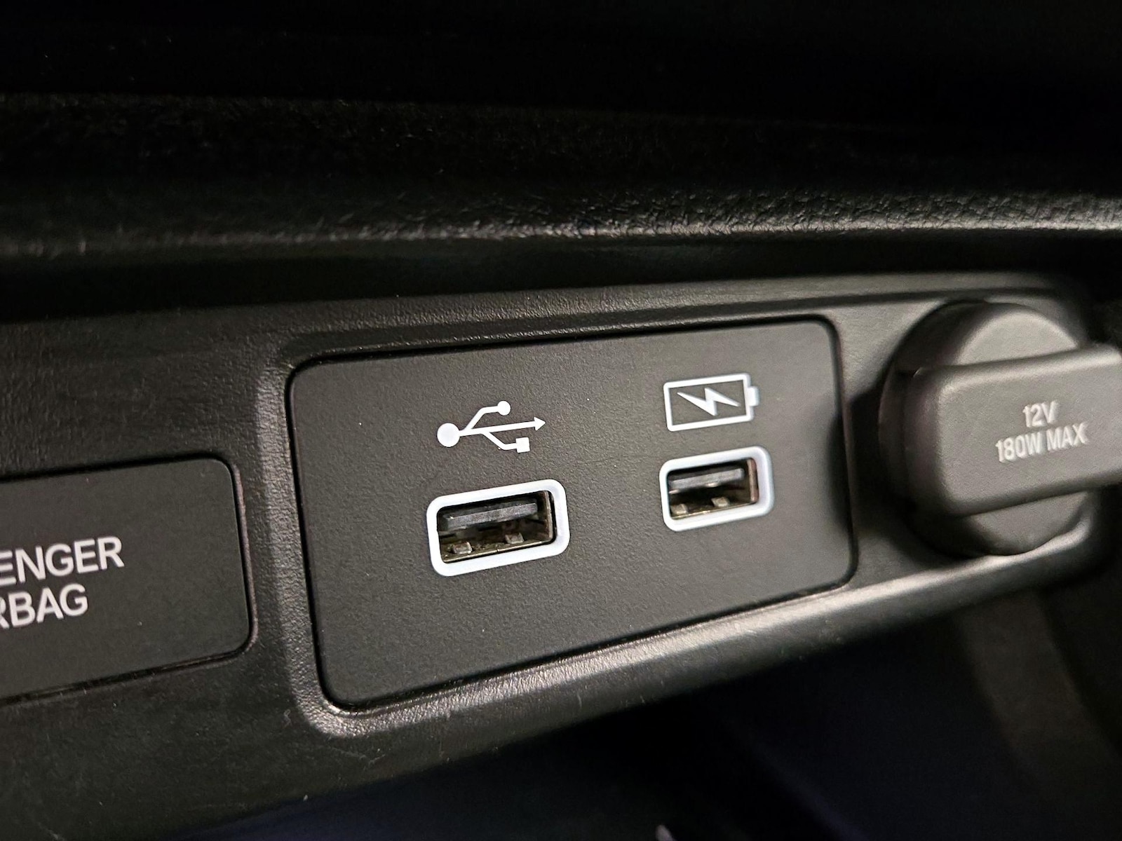 2022 Honda Civic Touring - Photo 19