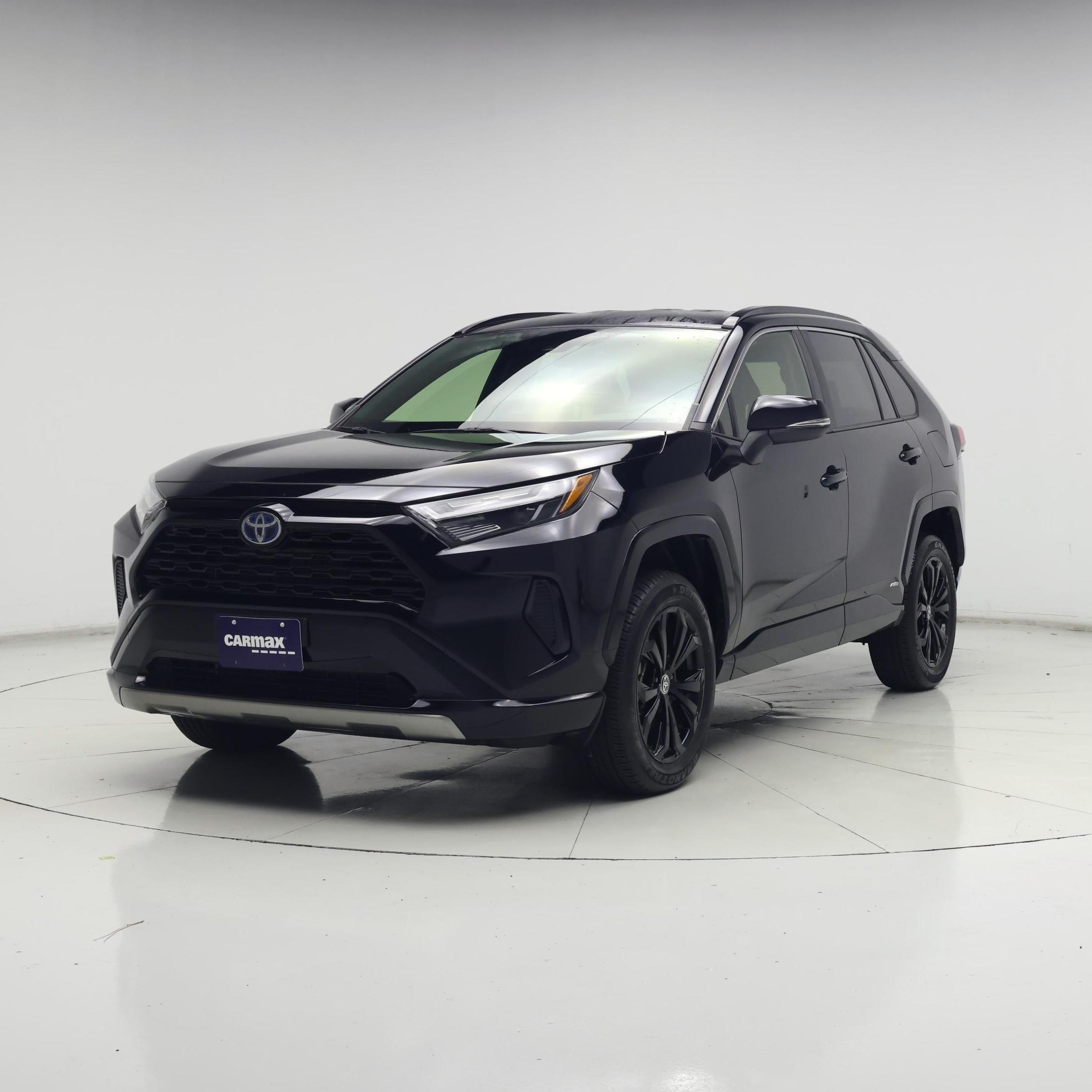 Thumbnail: 2023 Toyota RAV4 - 4