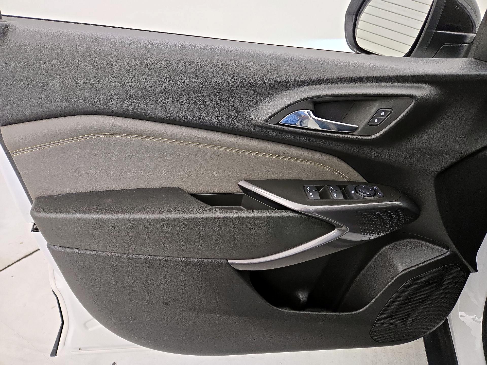 Thumbnail: 2024 Chevrolet Trax - 12