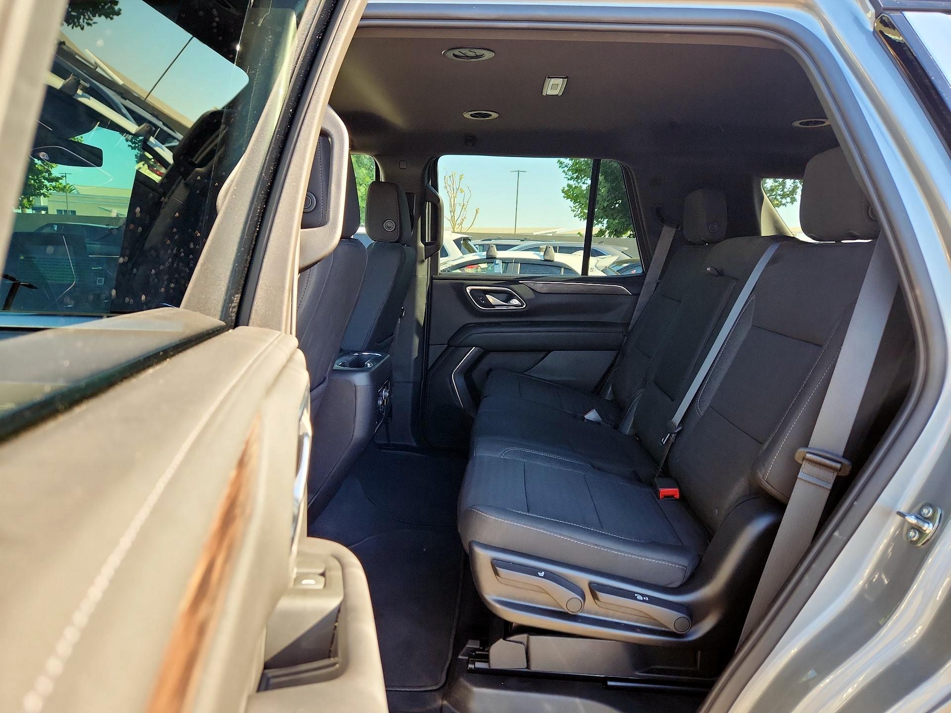 Thumbnail: 2023 Chevrolet Tahoe - 17