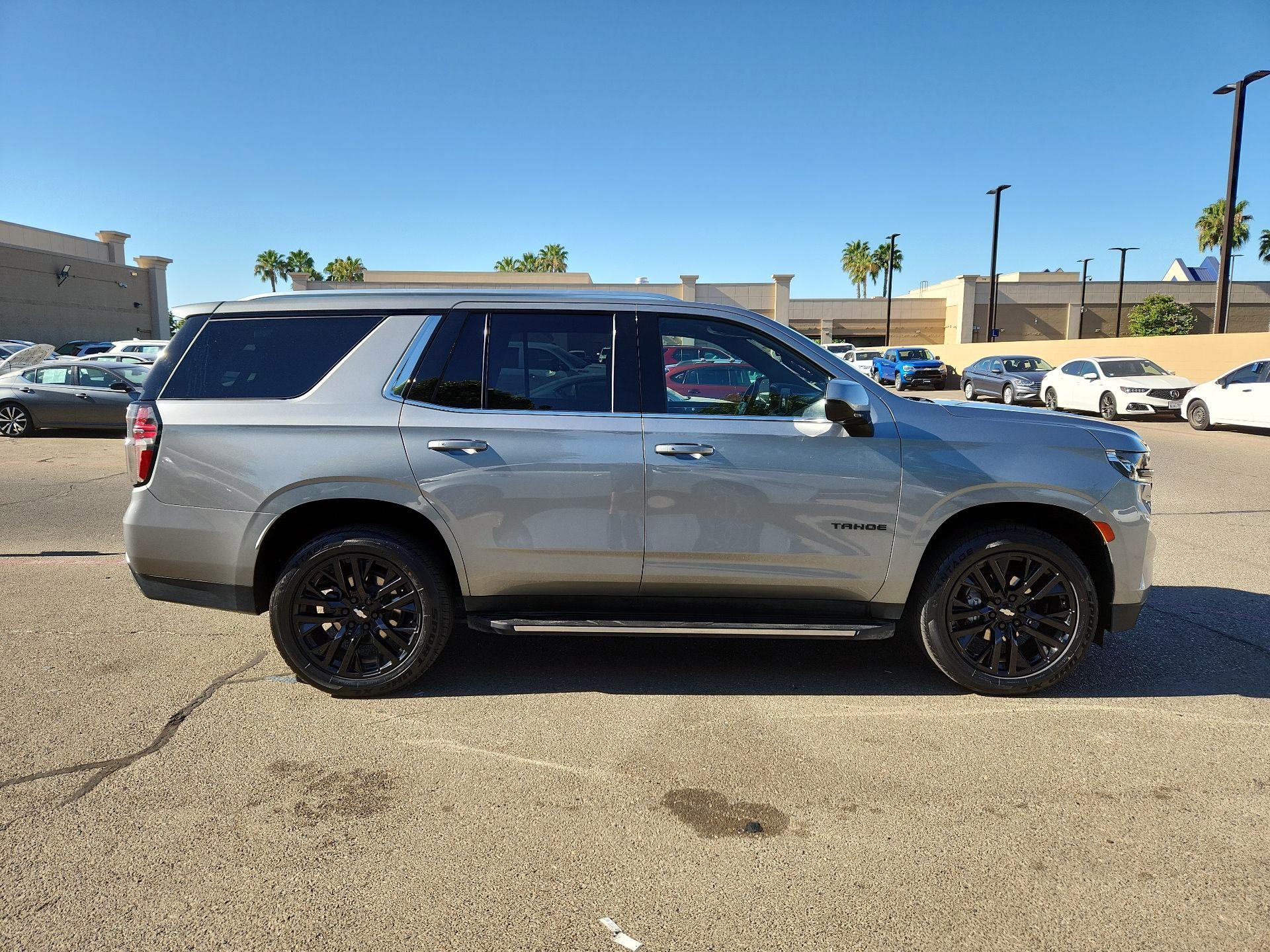 Thumbnail: 2023 Chevrolet Tahoe - 4
