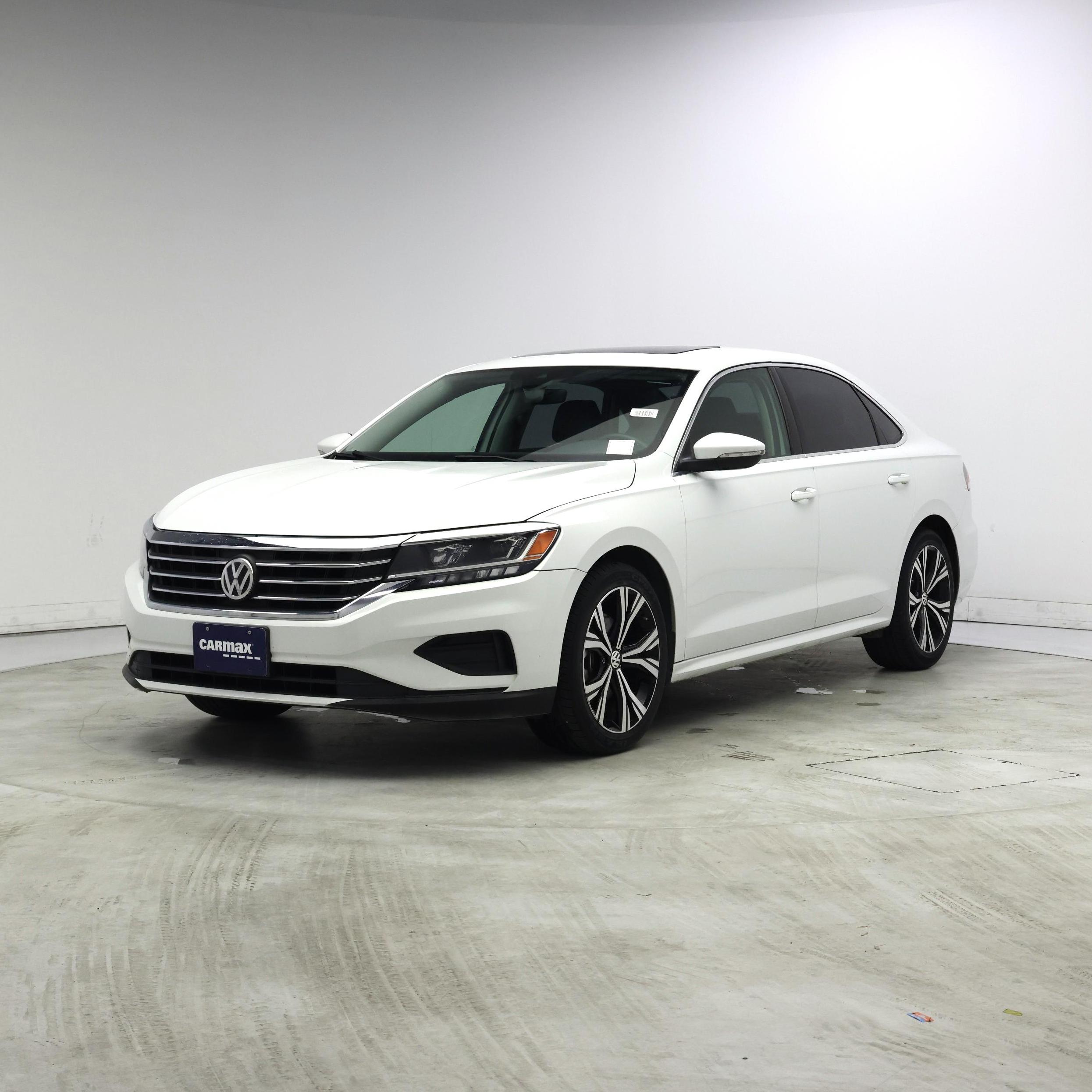 Thumbnail: 2022 Volkswagen Passat - 4
