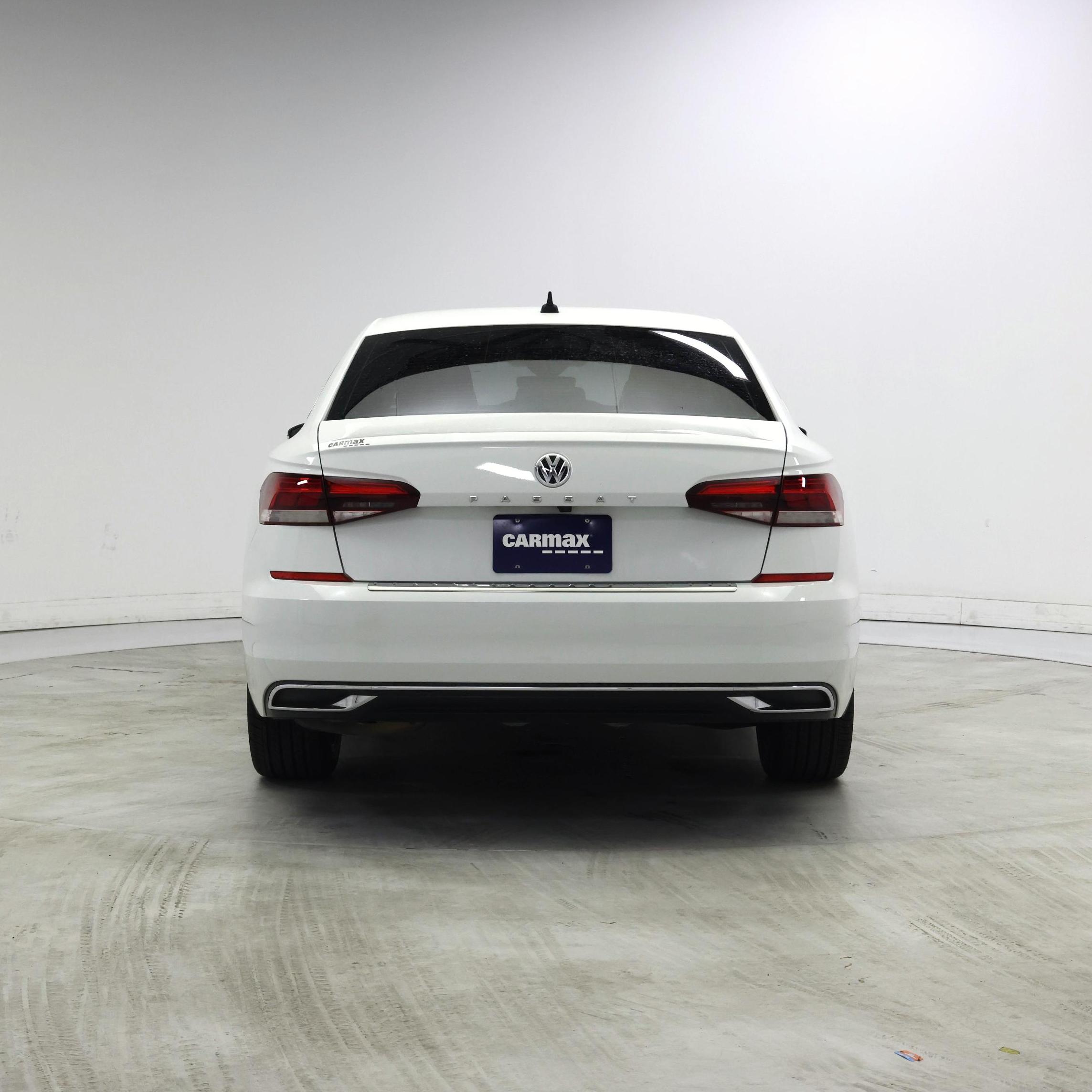 Thumbnail: 2022 Volkswagen Passat - 6