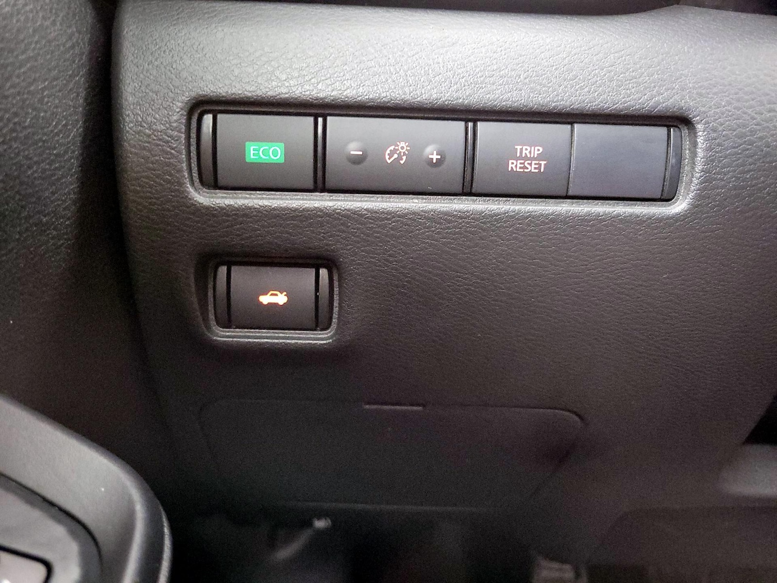 2024 Nissan Sentra SV - Photo 14