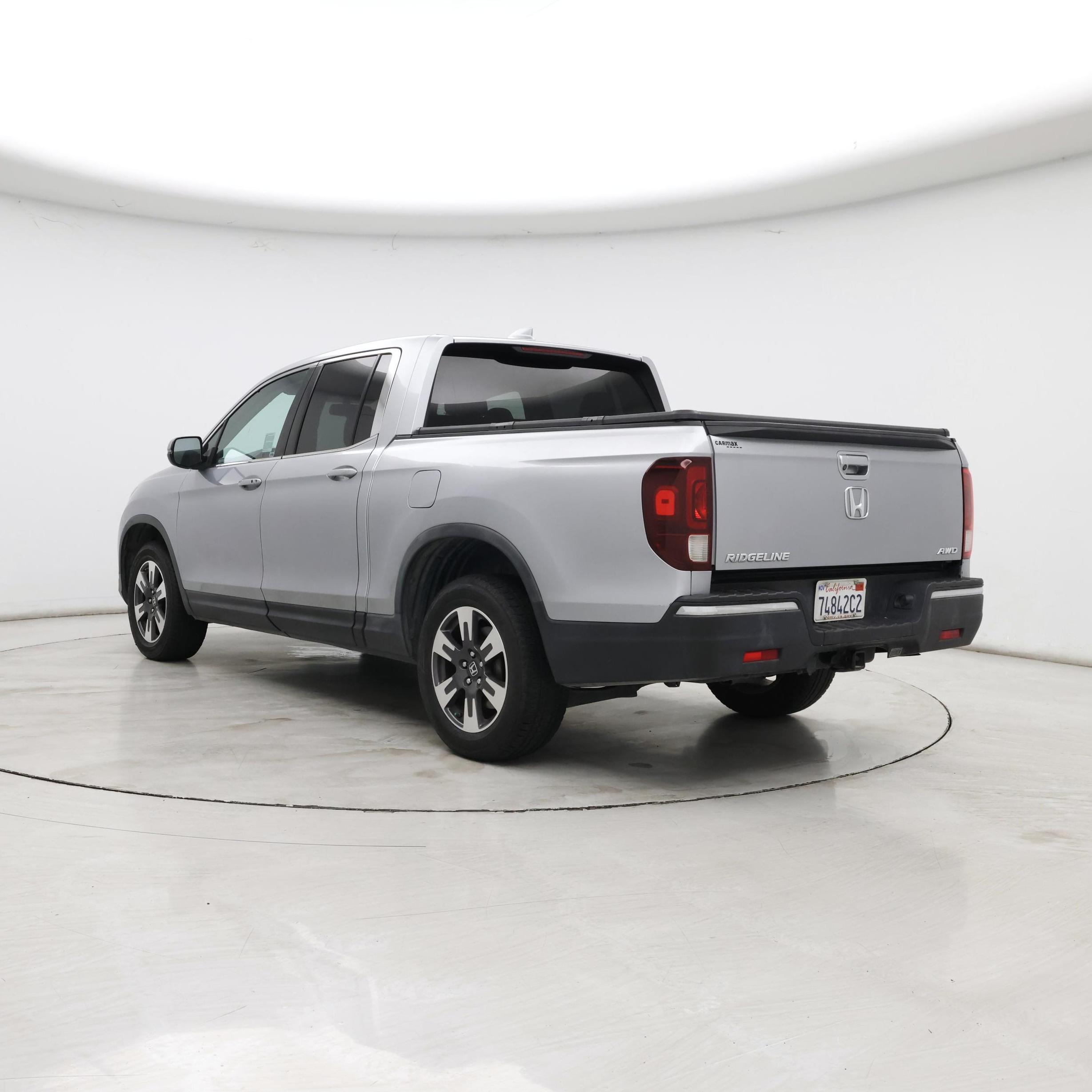 Thumbnail: 2017 Honda Ridgeline - 2