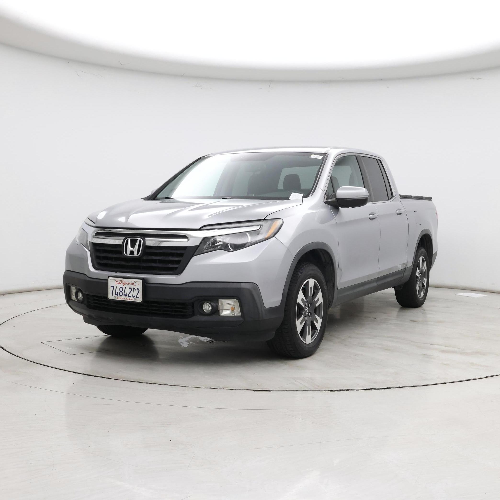 Thumbnail: 2017 Honda Ridgeline - 4