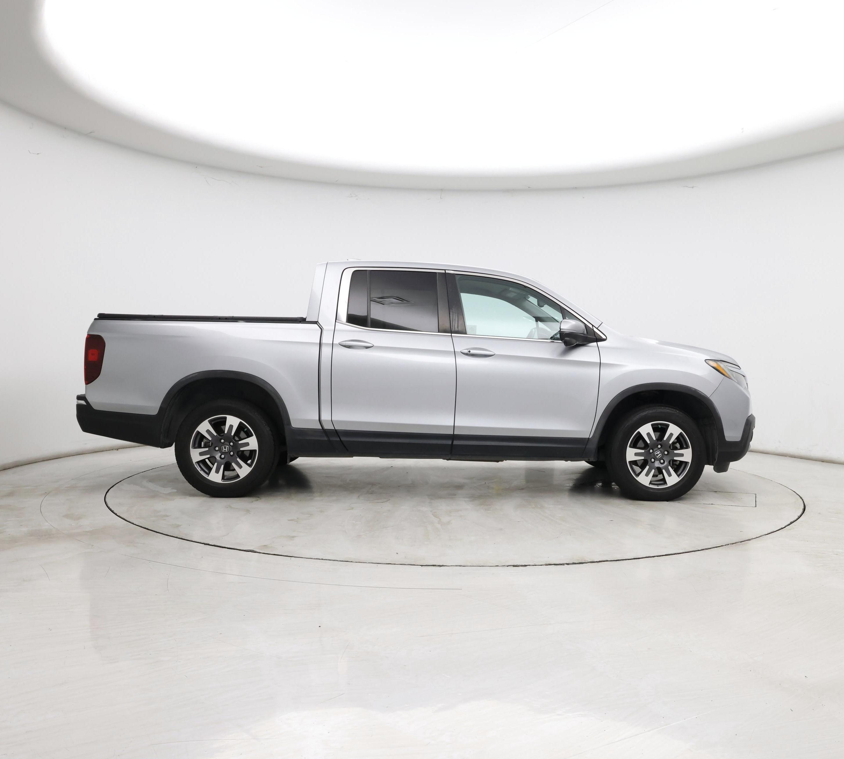Thumbnail: 2017 Honda Ridgeline - 7