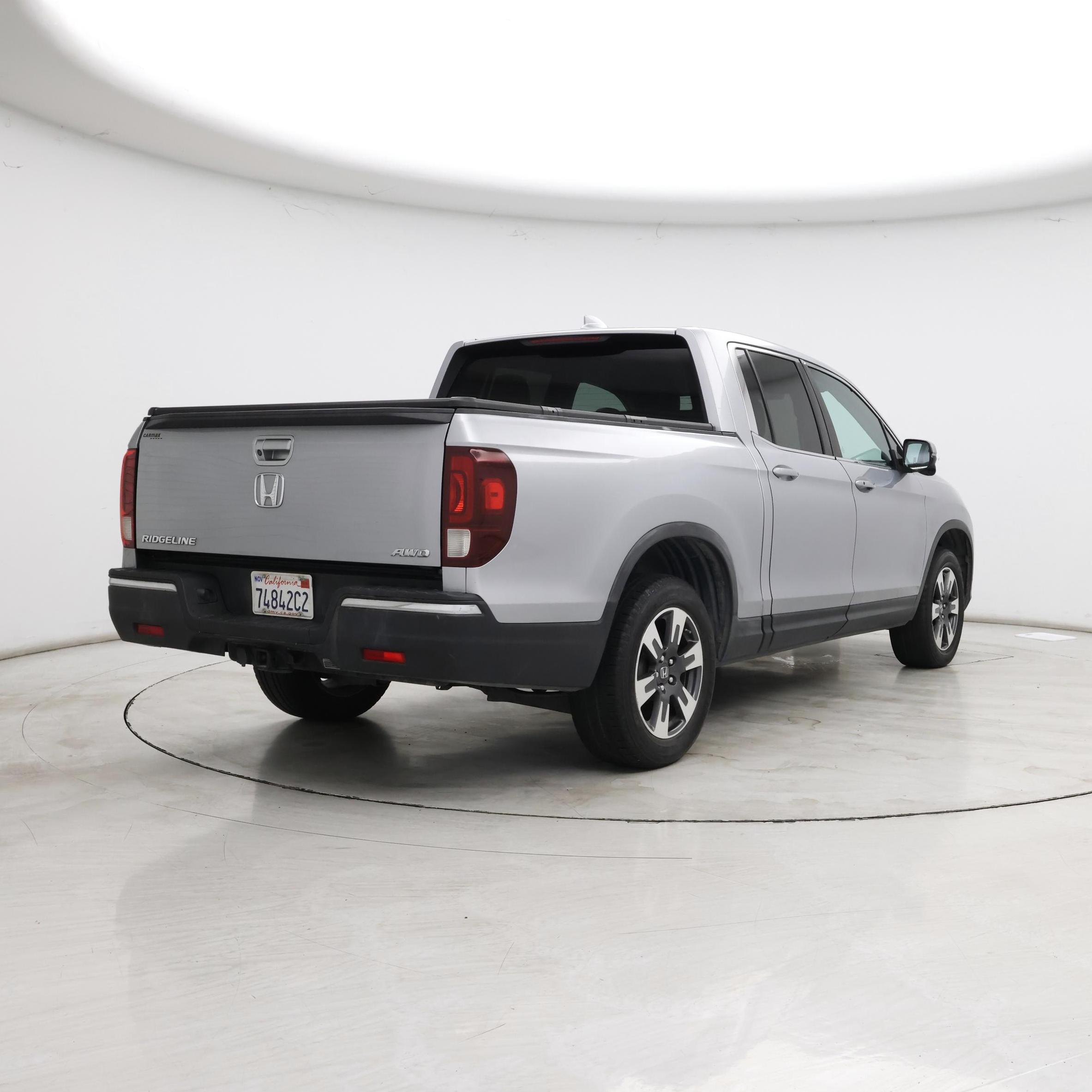 Thumbnail: 2017 Honda Ridgeline - 8