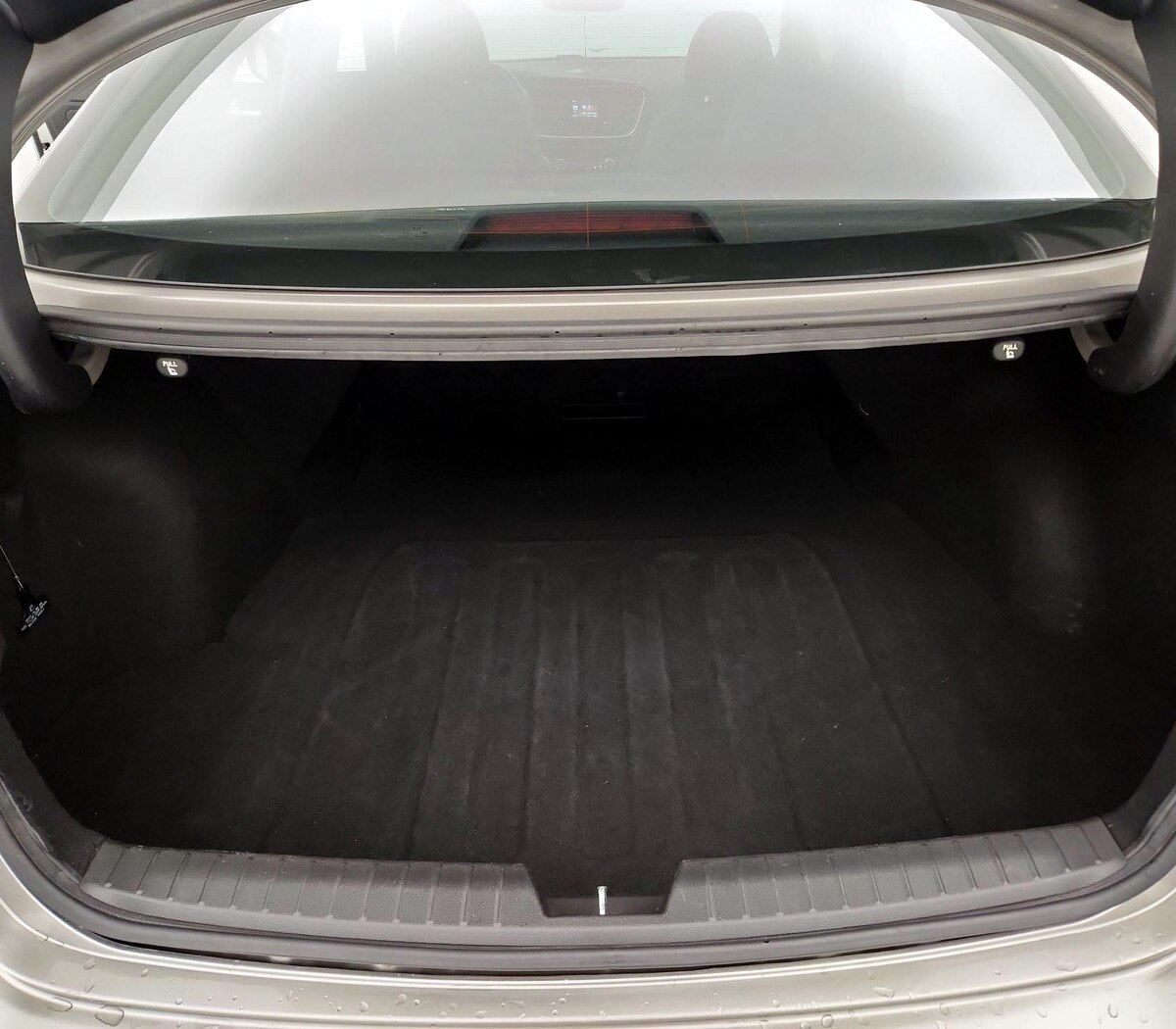 Trunk/Cargo (Seats Up)