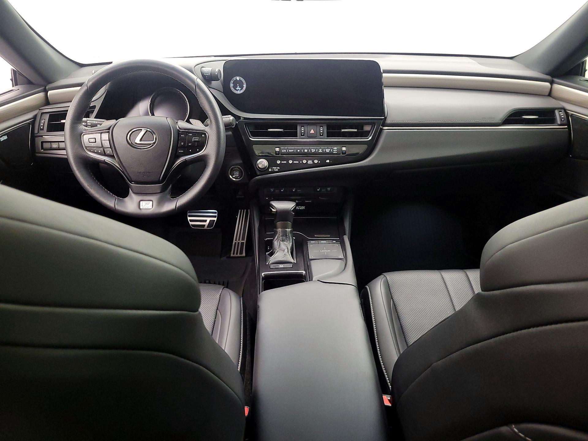 Thumbnail: 2022 Lexus ES - 9