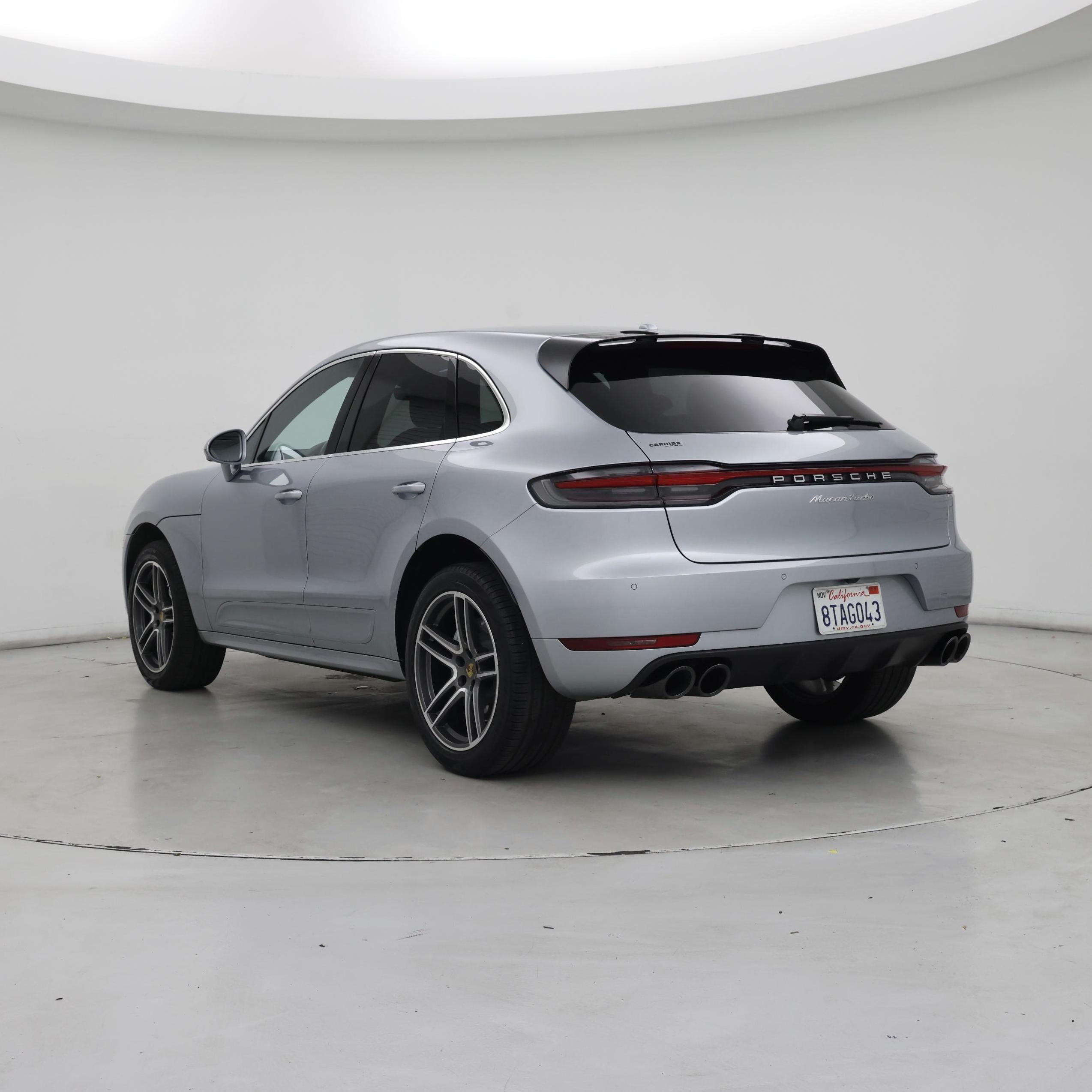 Thumbnail: 2020 Porsche Macan - 2