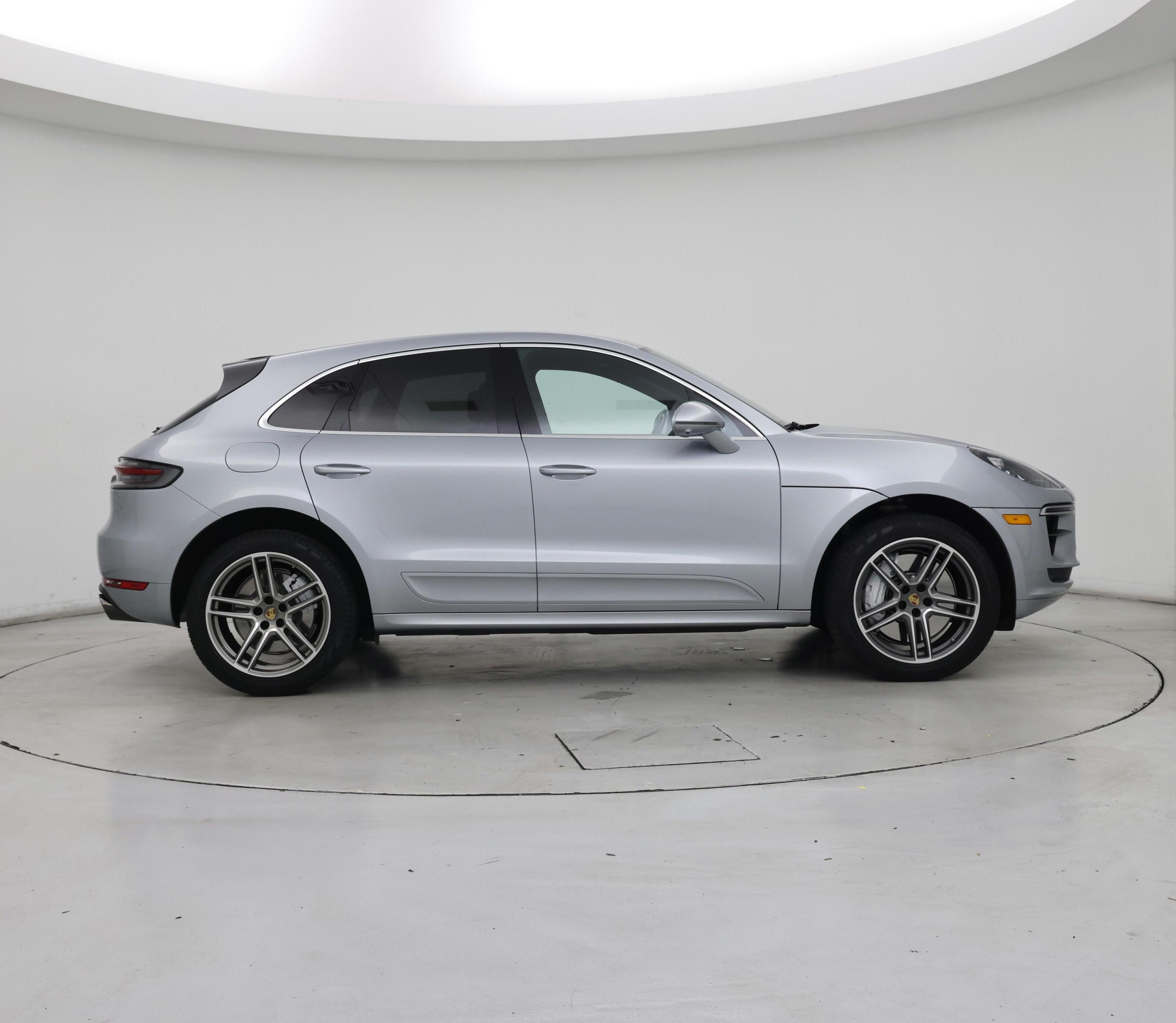 Thumbnail: 2020 Porsche Macan - 7