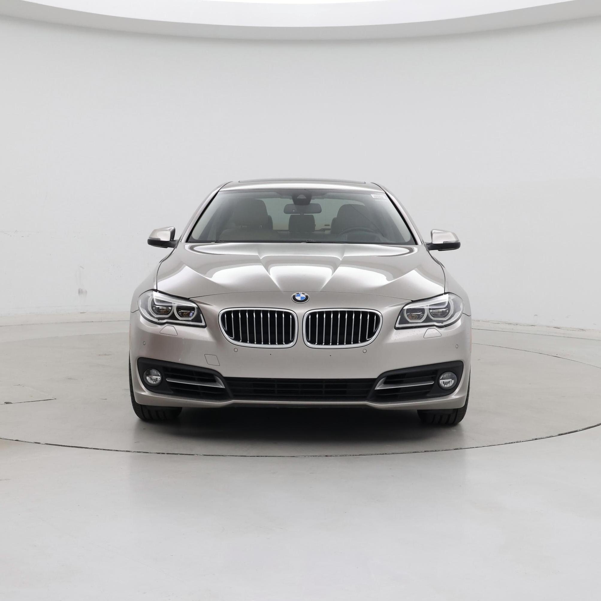 Thumbnail: 2015 BMW 5 Series - 5