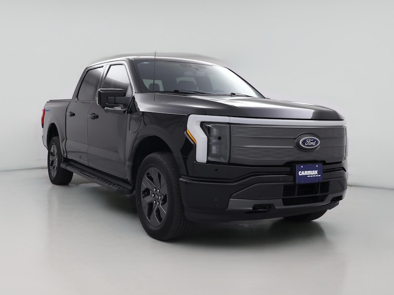 2023 Ford F150 Lightning Lariat