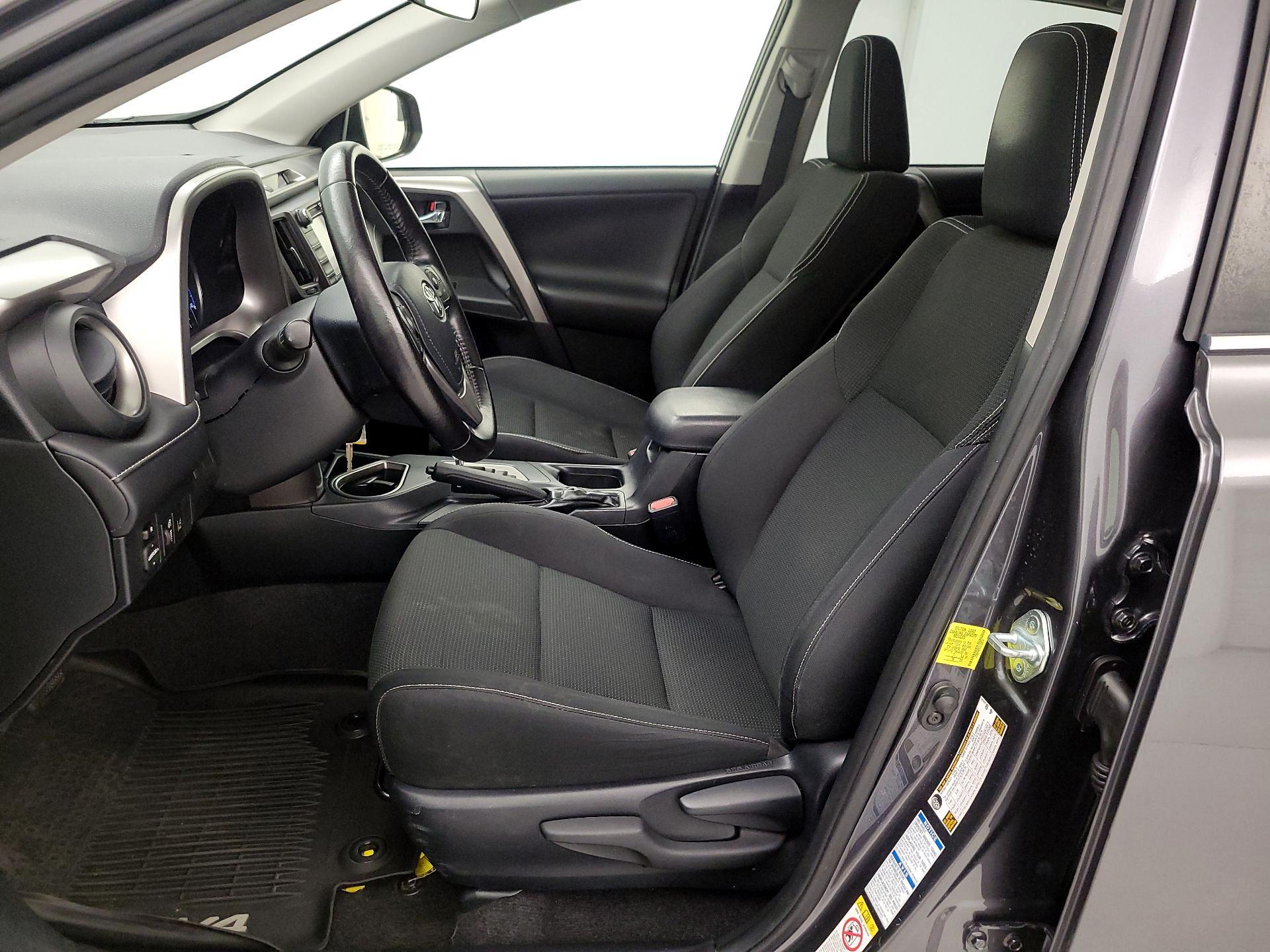 Thumbnail: 2017 Toyota RAV4 - 11
