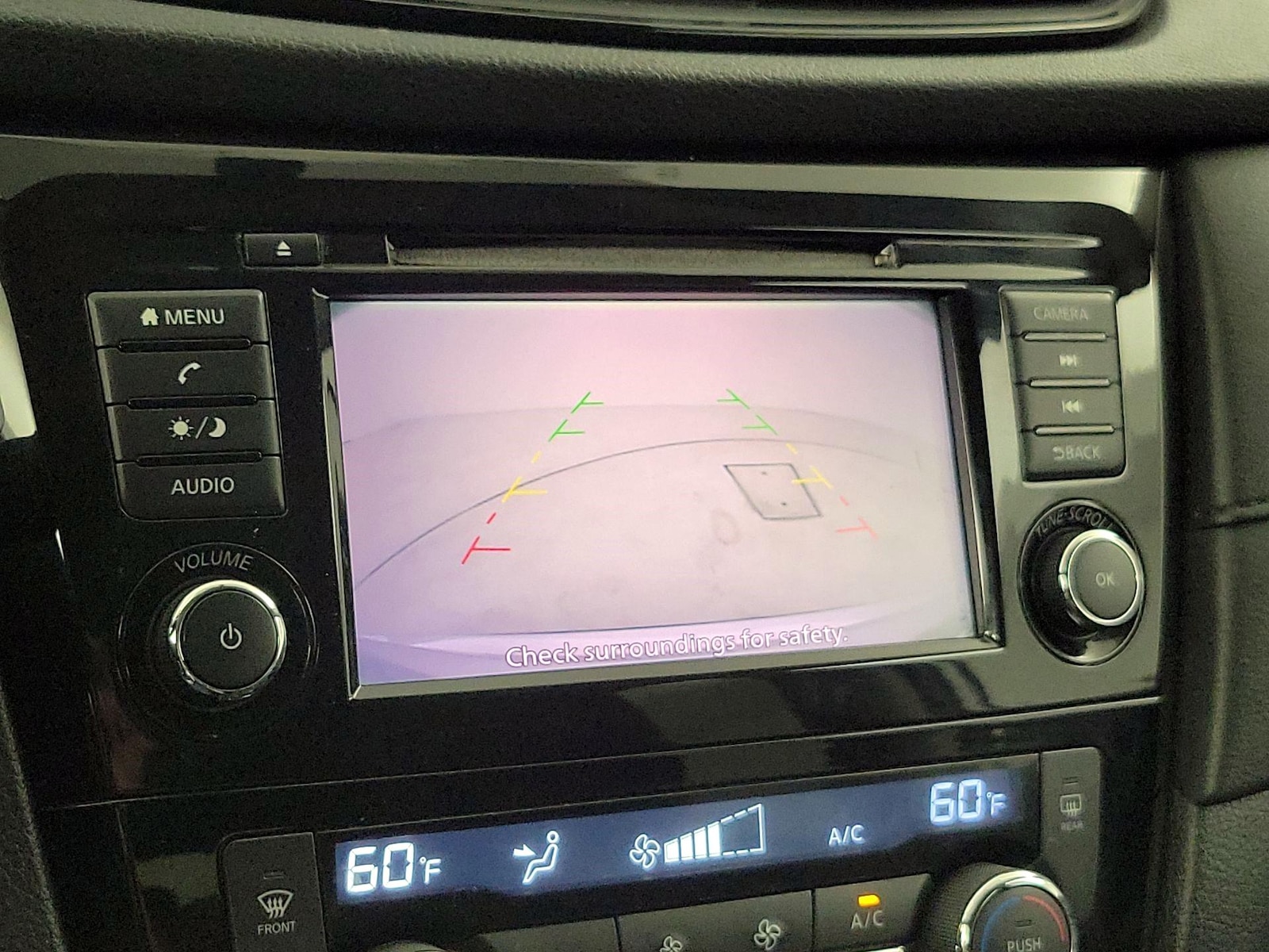 2018 Nissan Rogue SV - Photo 13