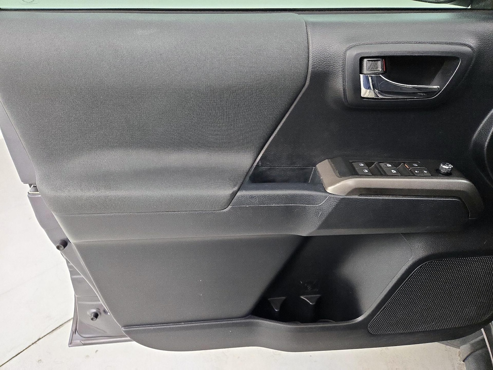 2018 Toyota Tacoma TRD Sport, photo 13
