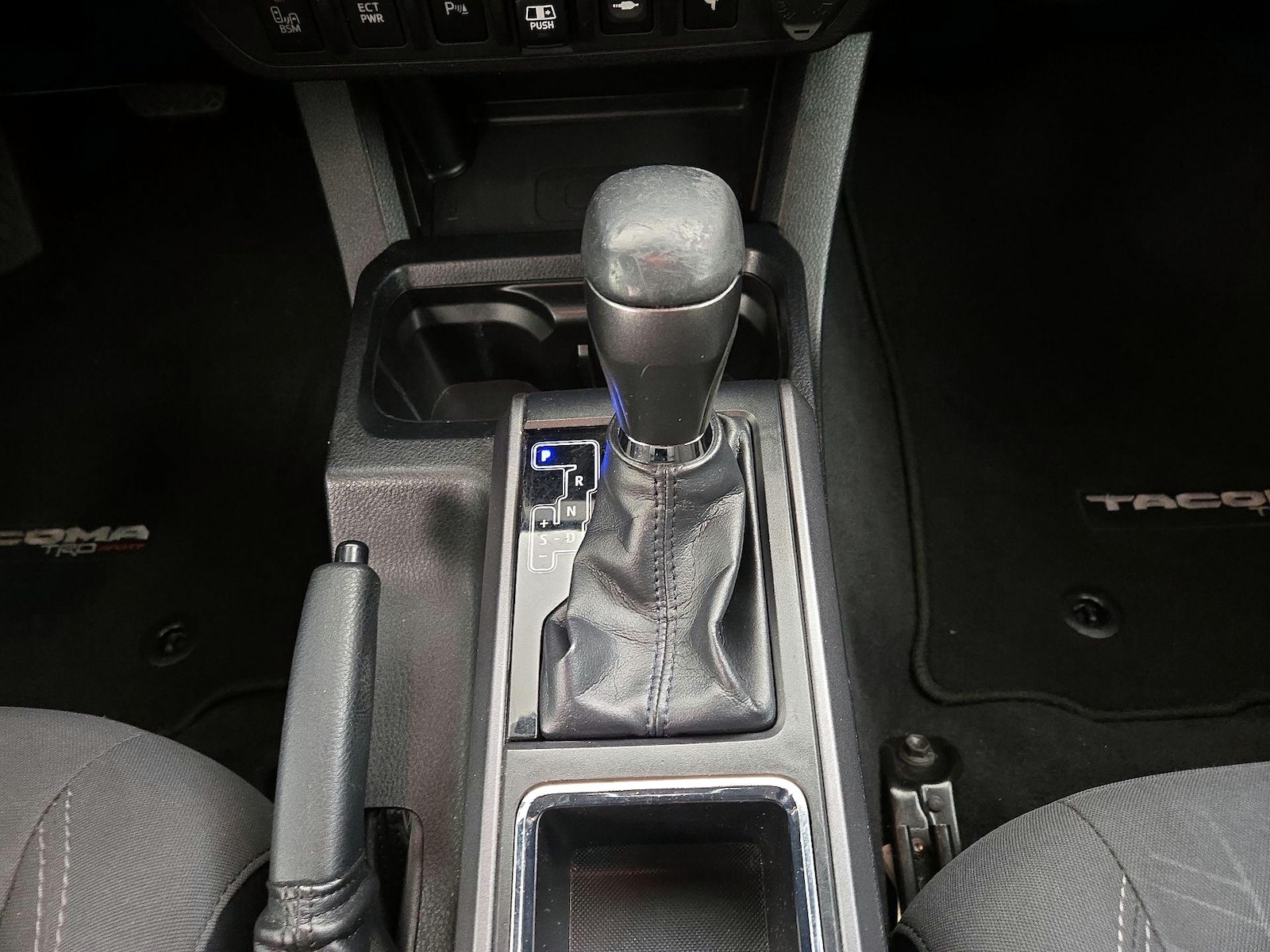 2018 Toyota Tacoma TRD Sport, photo 18