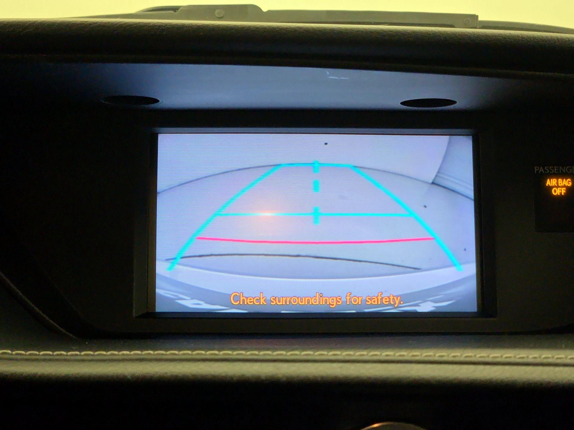 Thumbnail: 2014 Lexus ES - 14