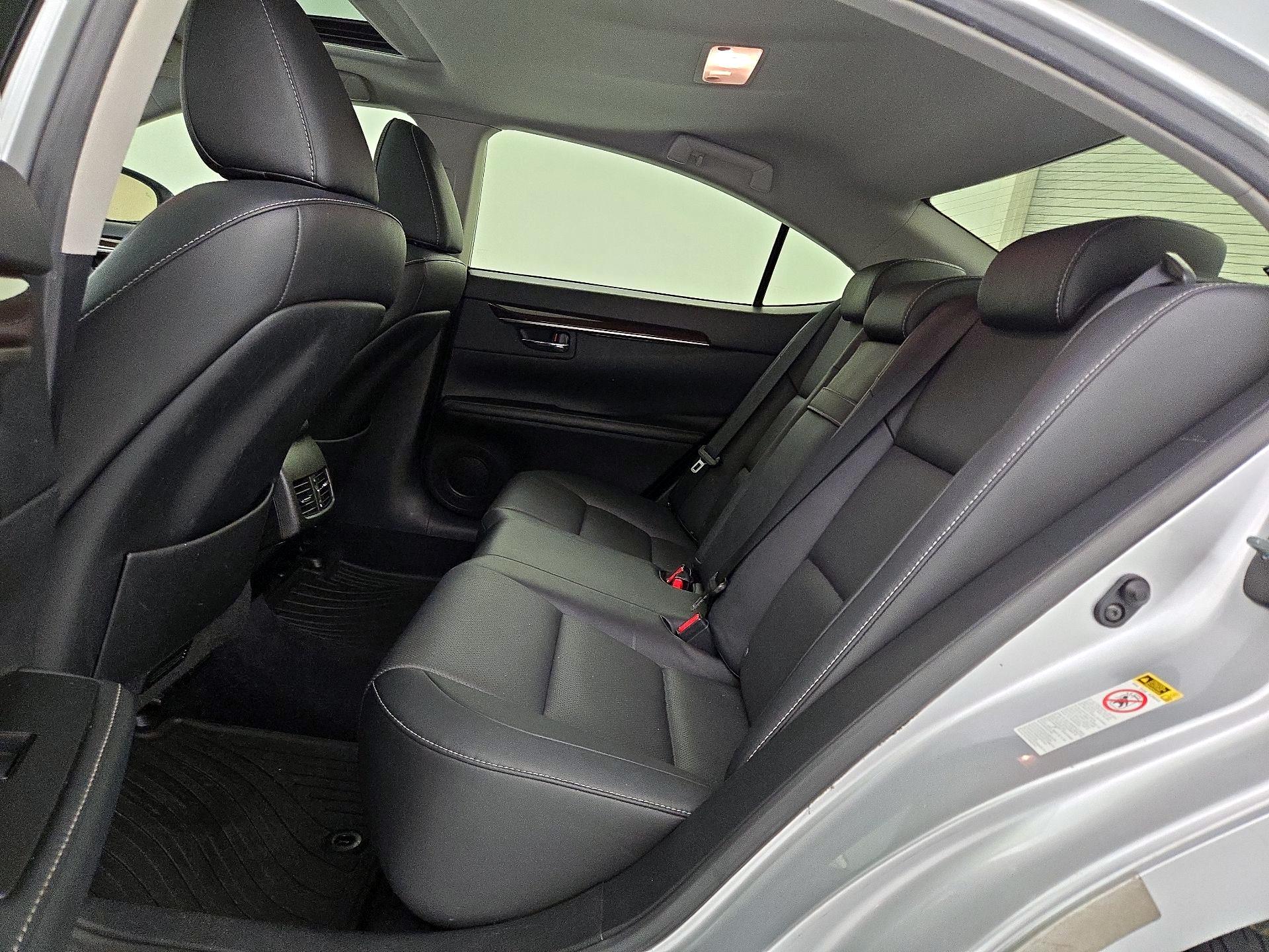 Thumbnail: 2014 Lexus ES - 20