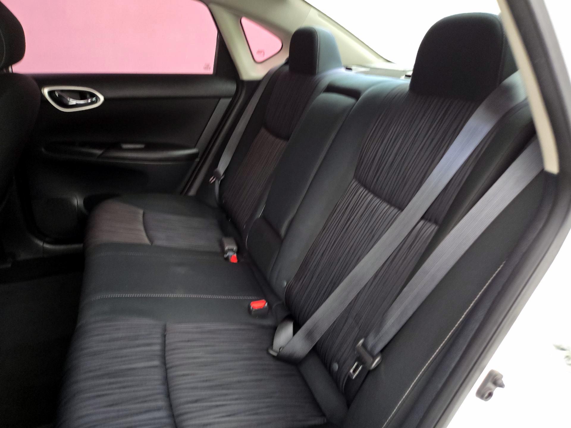Thumbnail: 2019 Nissan Sentra - 19