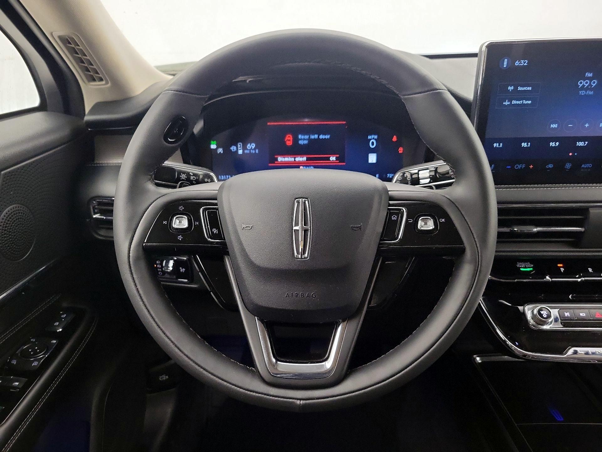 Thumbnail: 2024 Lincoln Corsair - 10