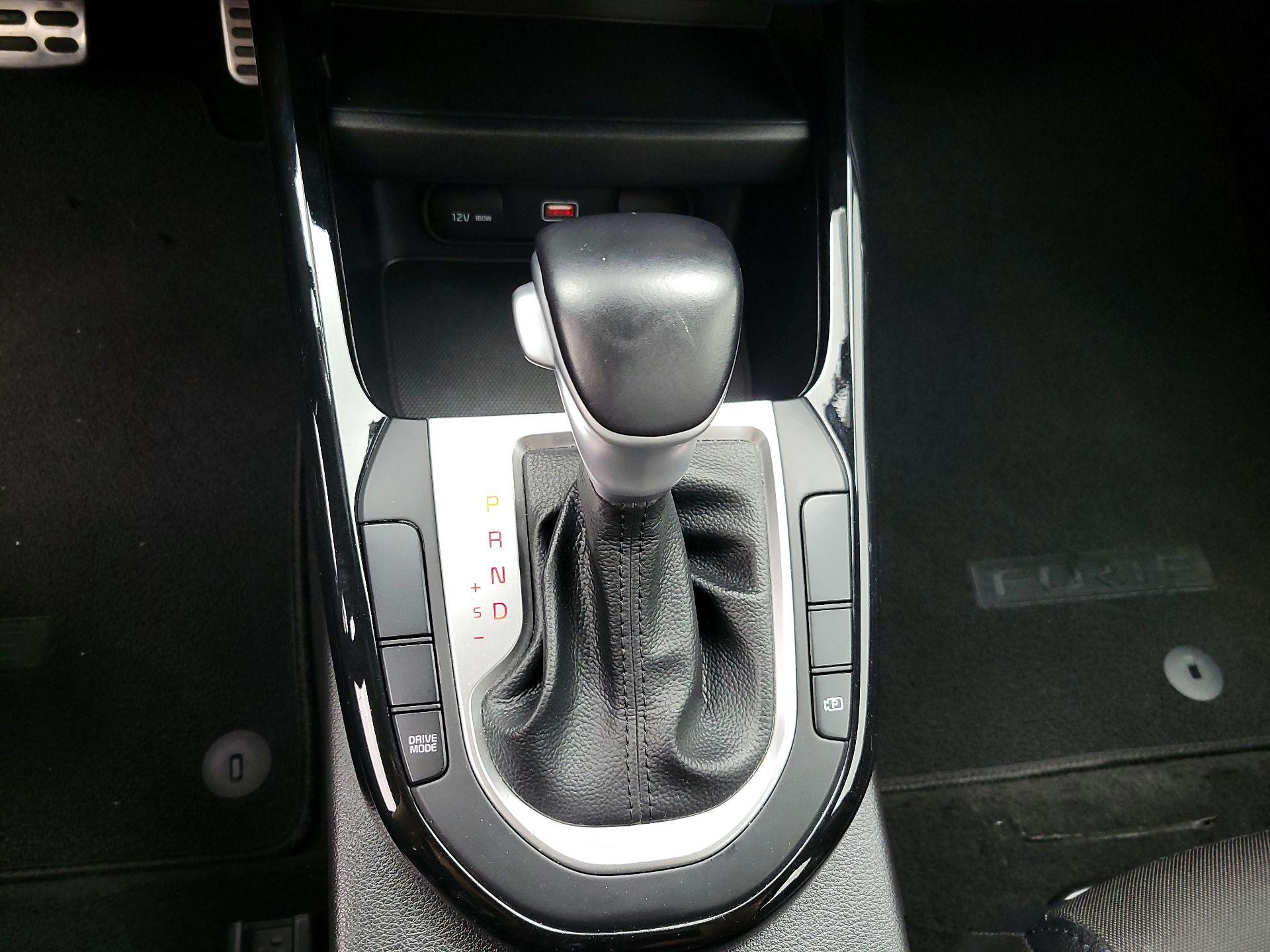 Thumbnail: 2022 Kia Forte - 18