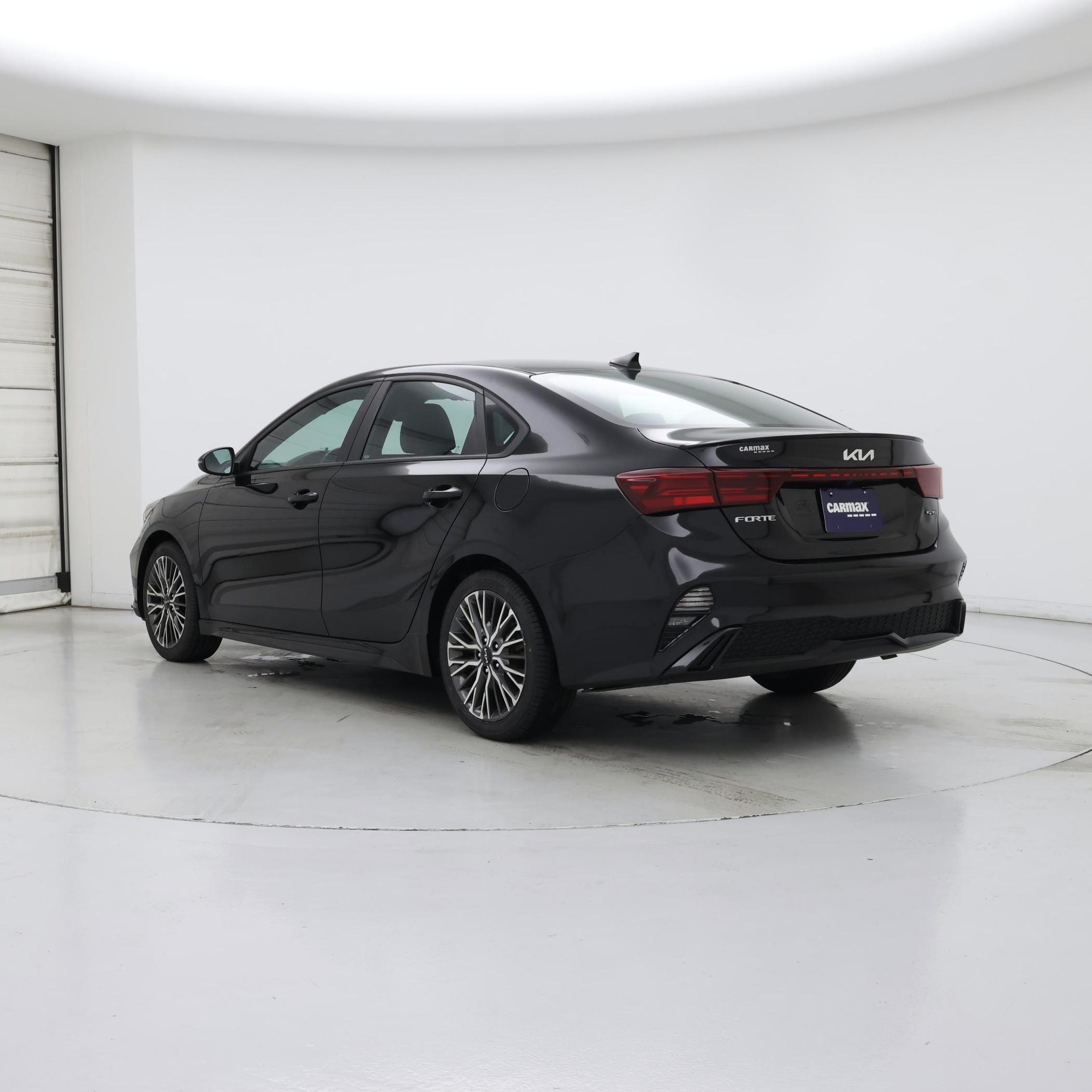 Thumbnail: 2022 Kia Forte - 2