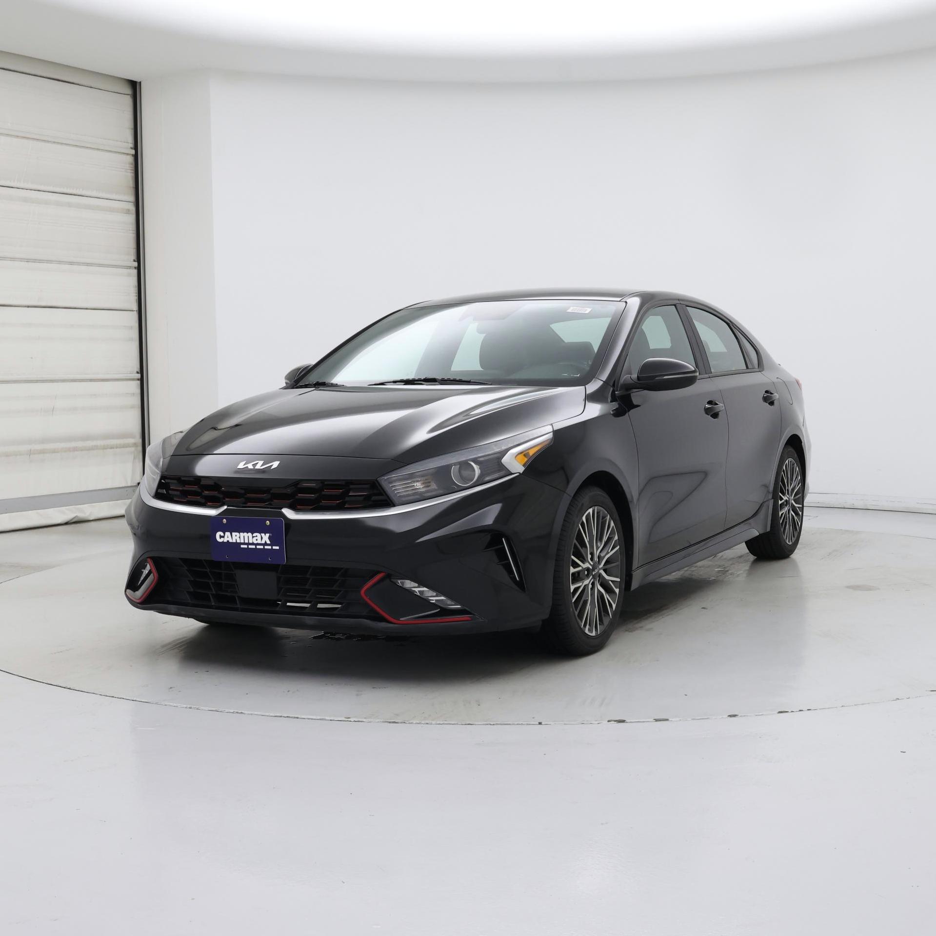 Thumbnail: 2022 Kia Forte - 4